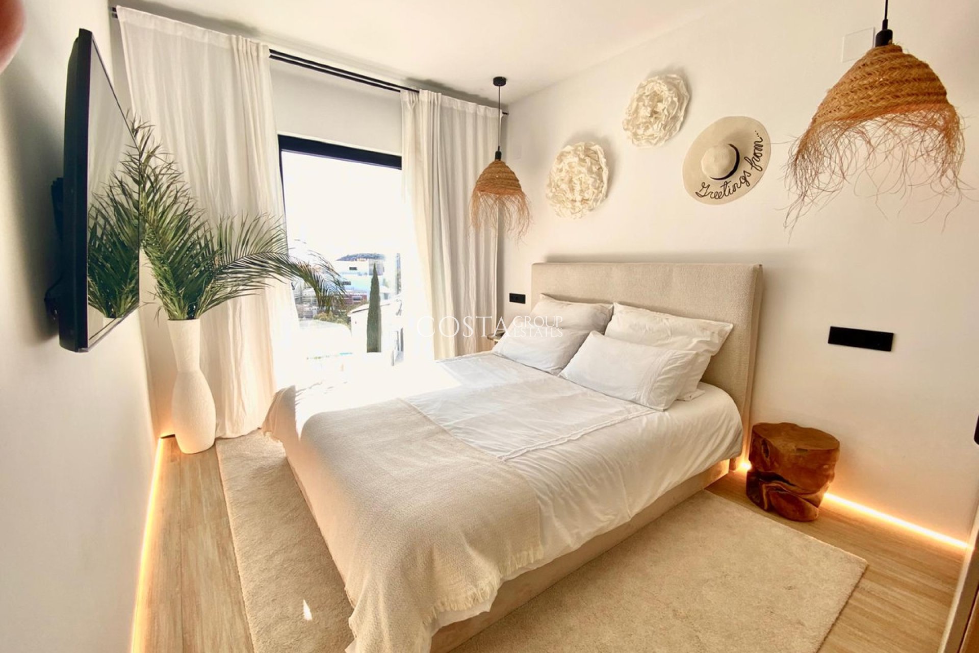 Resale - Villa -
Benitachell - Cumbre Del Sol