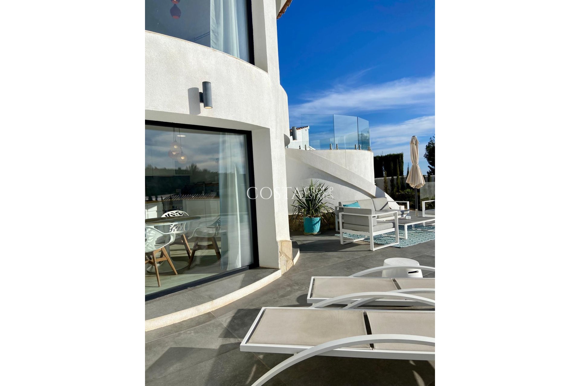 Resale - Villa -
Benitachell - Cumbre Del Sol