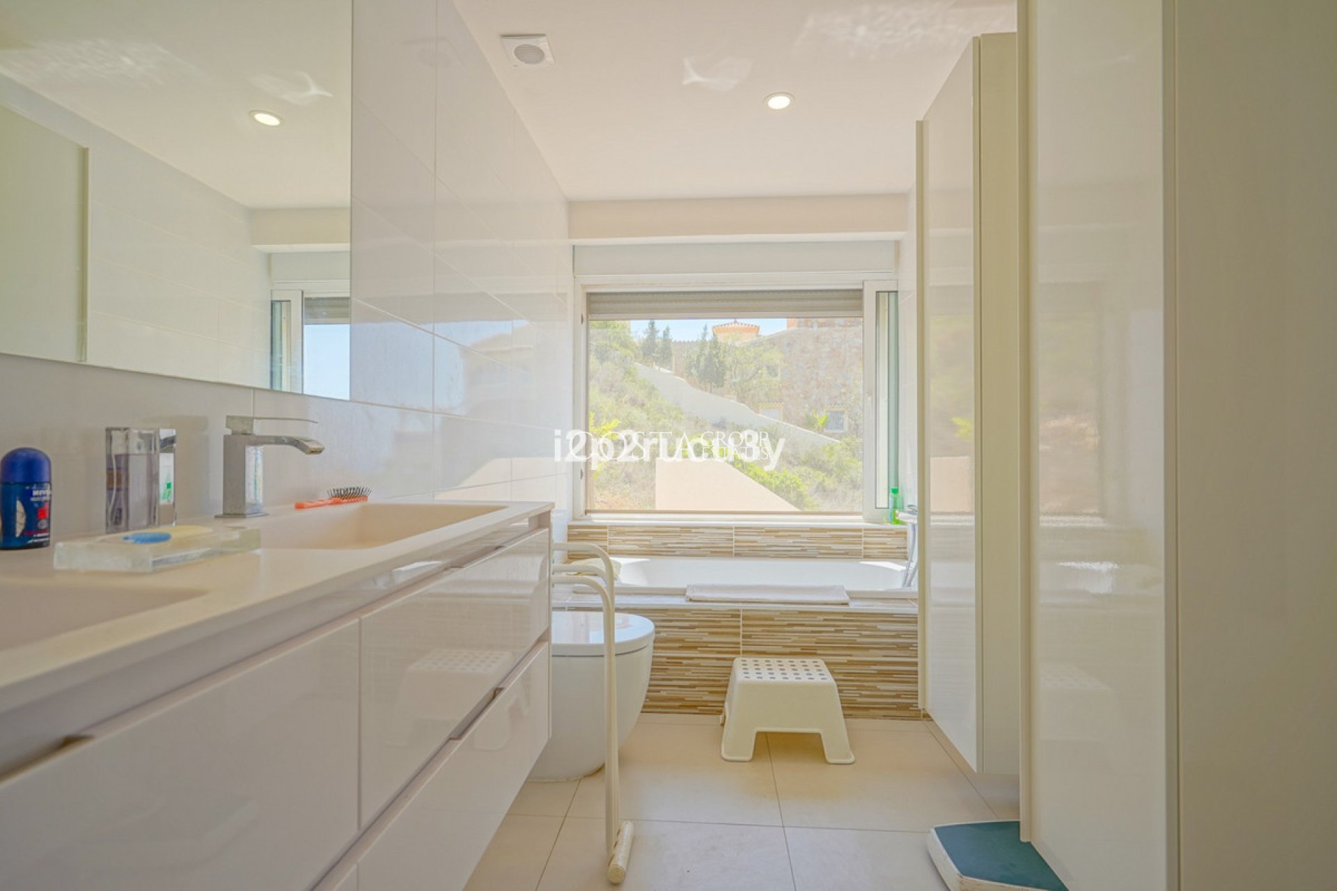 Resale - Villa -
Benitachell - Cumbre Del Sol
