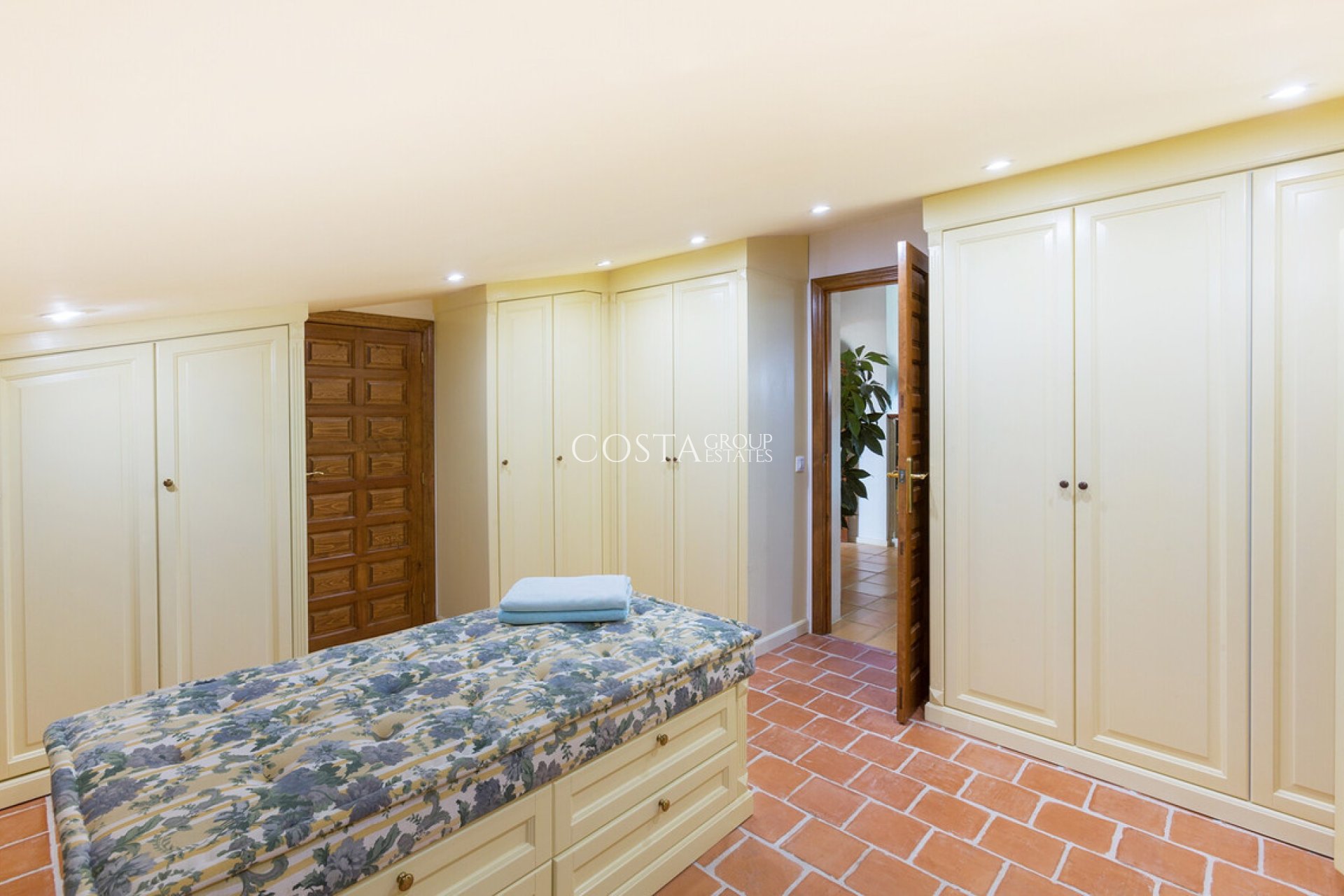 Resale - Villa -
Benitachell - Cumbre Del Sol