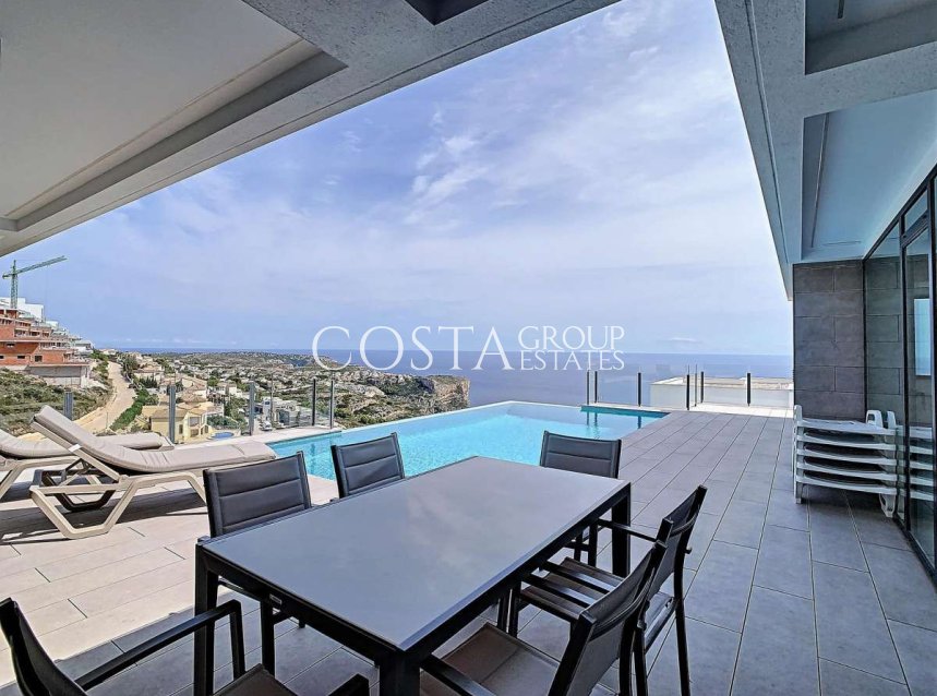 Resale - Villa -
Benitachell - Cumbre Del Sol