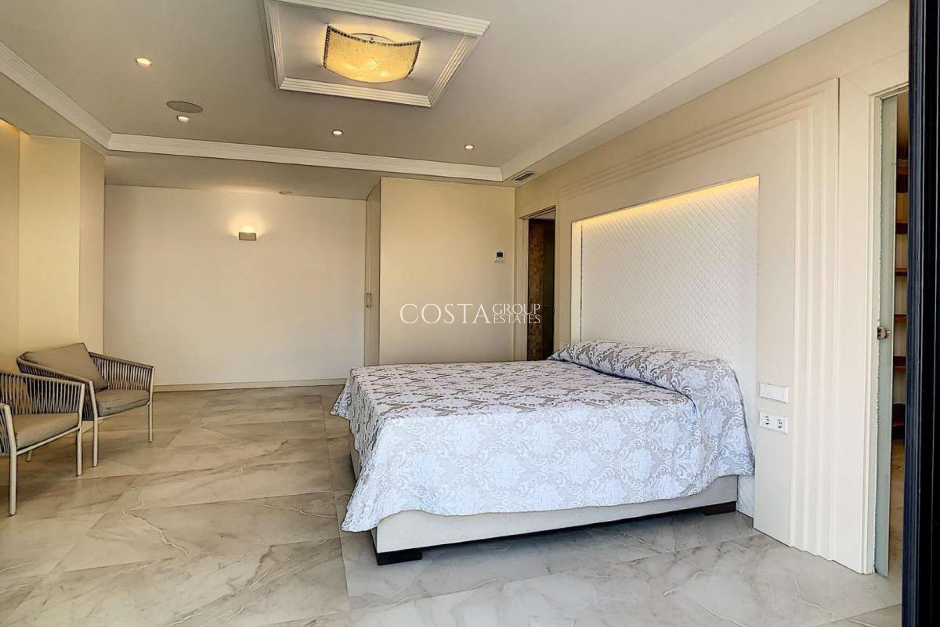 Resale - Villa -
Benitachell - Cumbre Del Sol