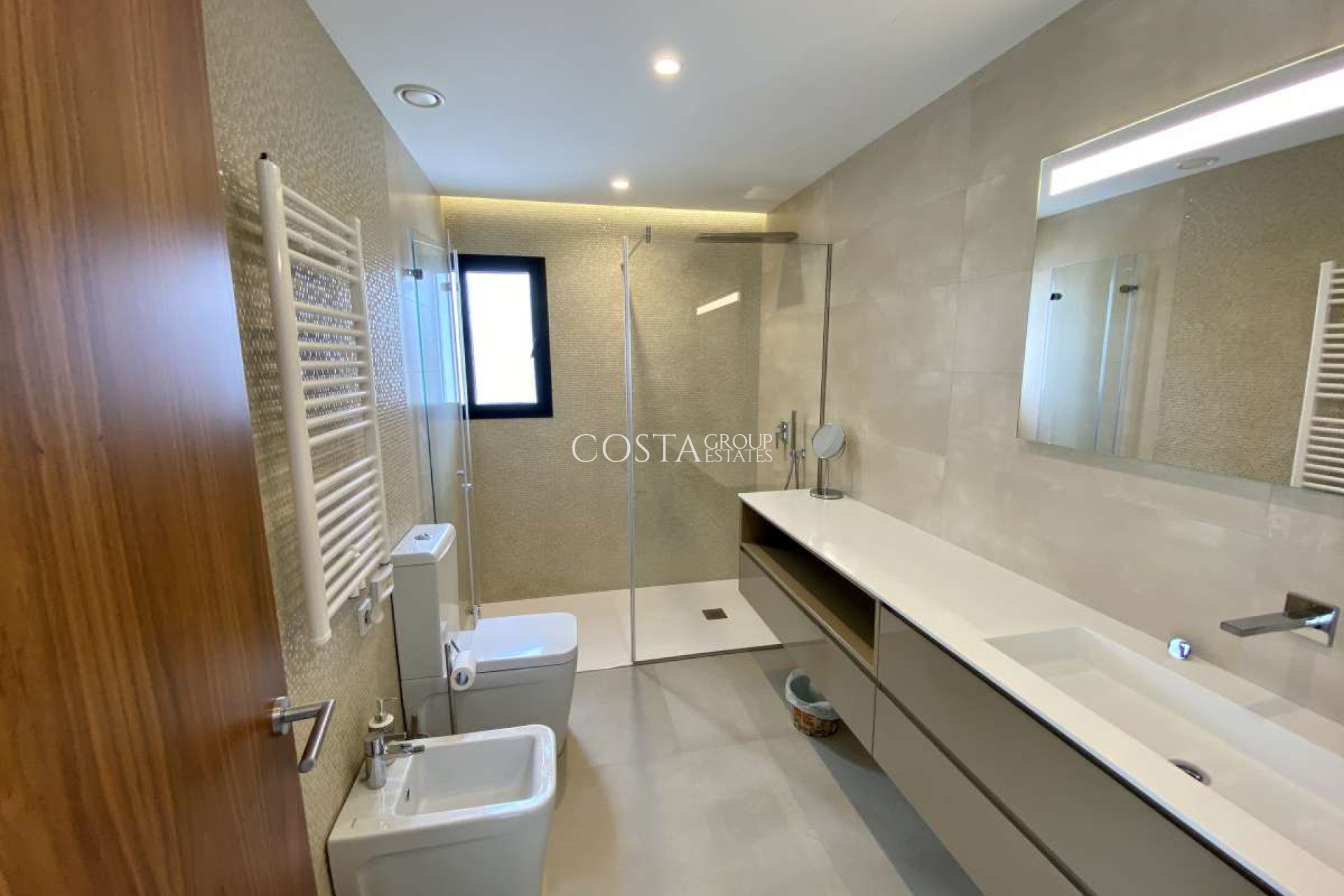 Resale - Villa -
Benitachell - Cumbre Del Sol