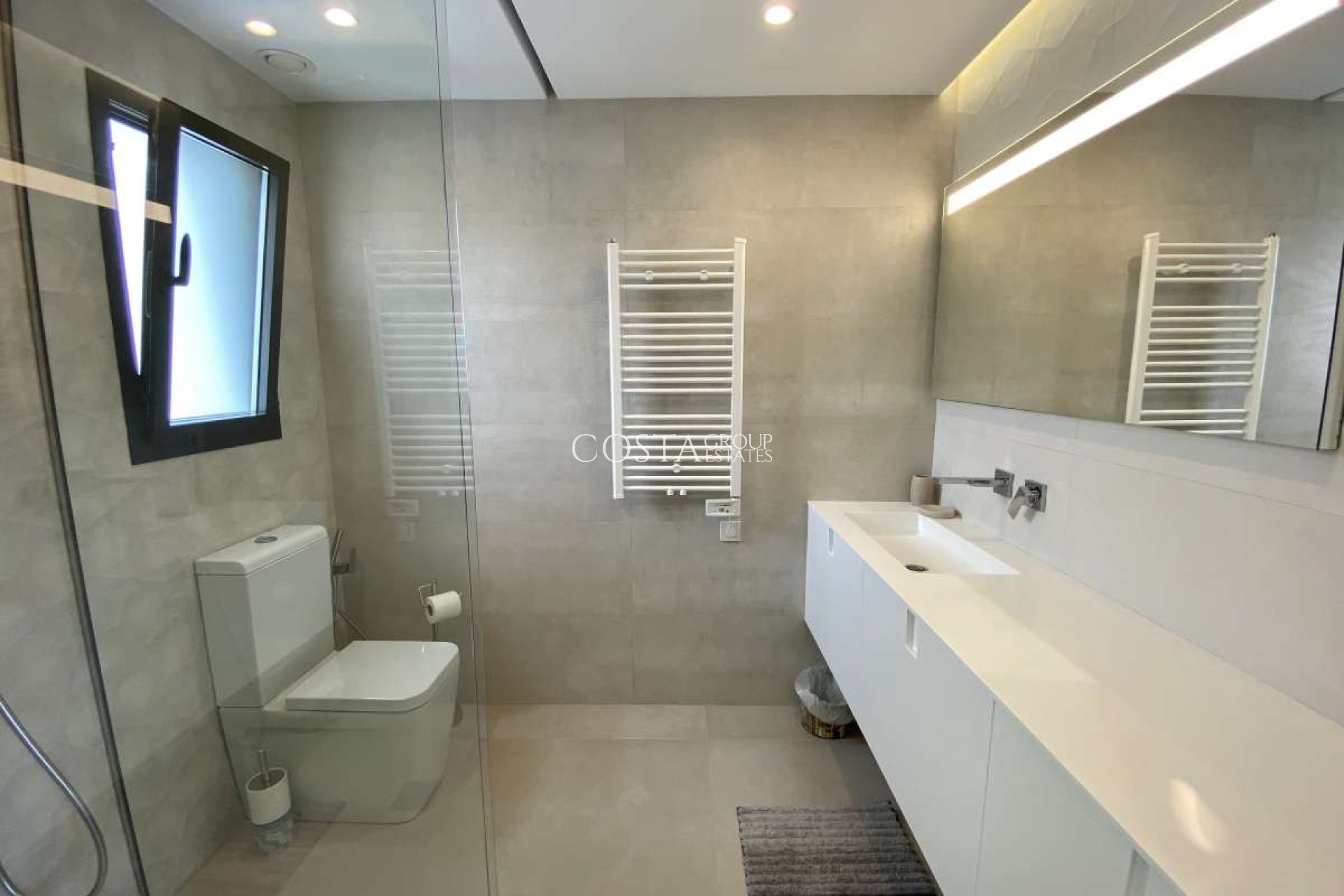 Resale - Villa -
Benitachell - Cumbre Del Sol