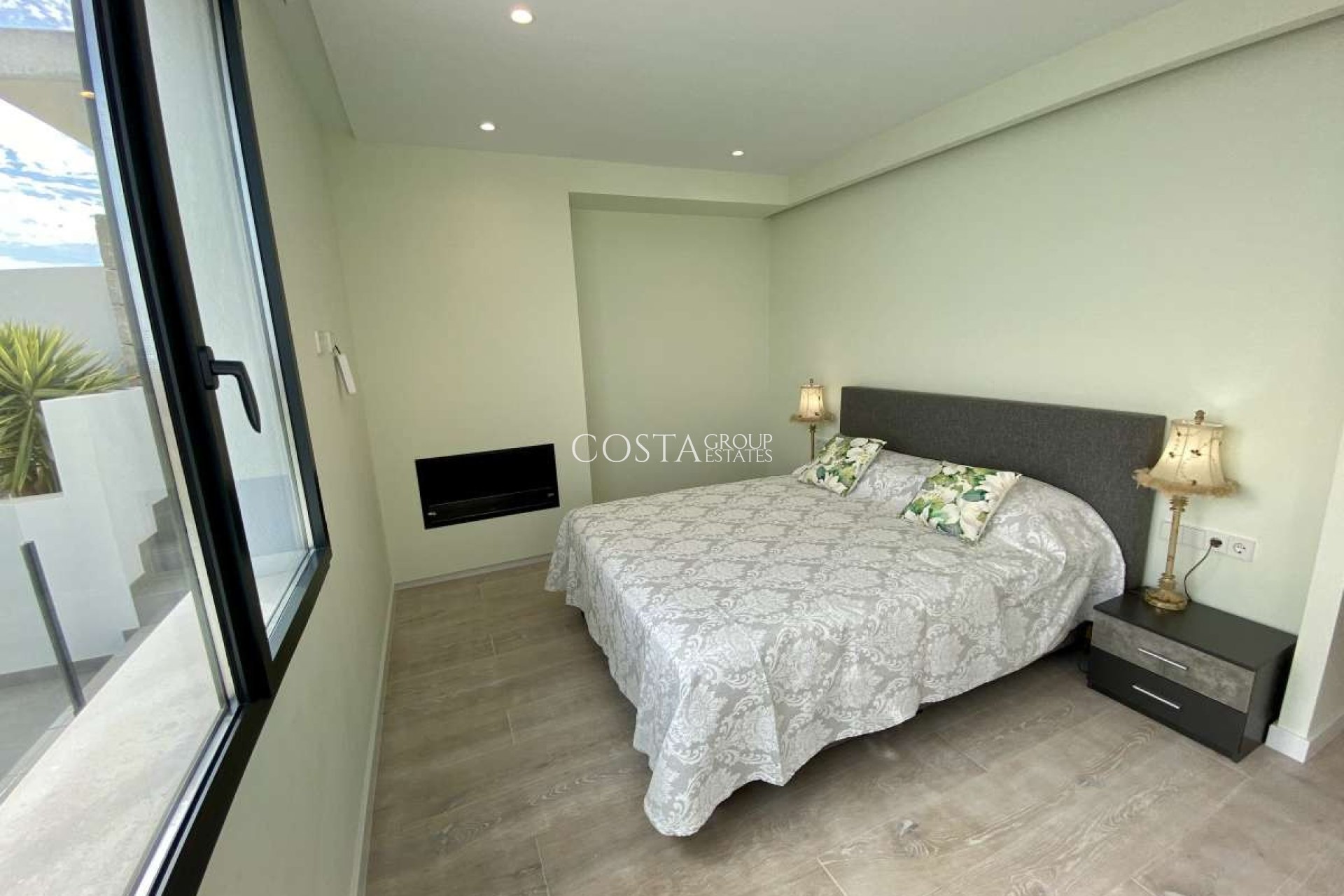 Resale - Villa -
Benitachell - Cumbre Del Sol