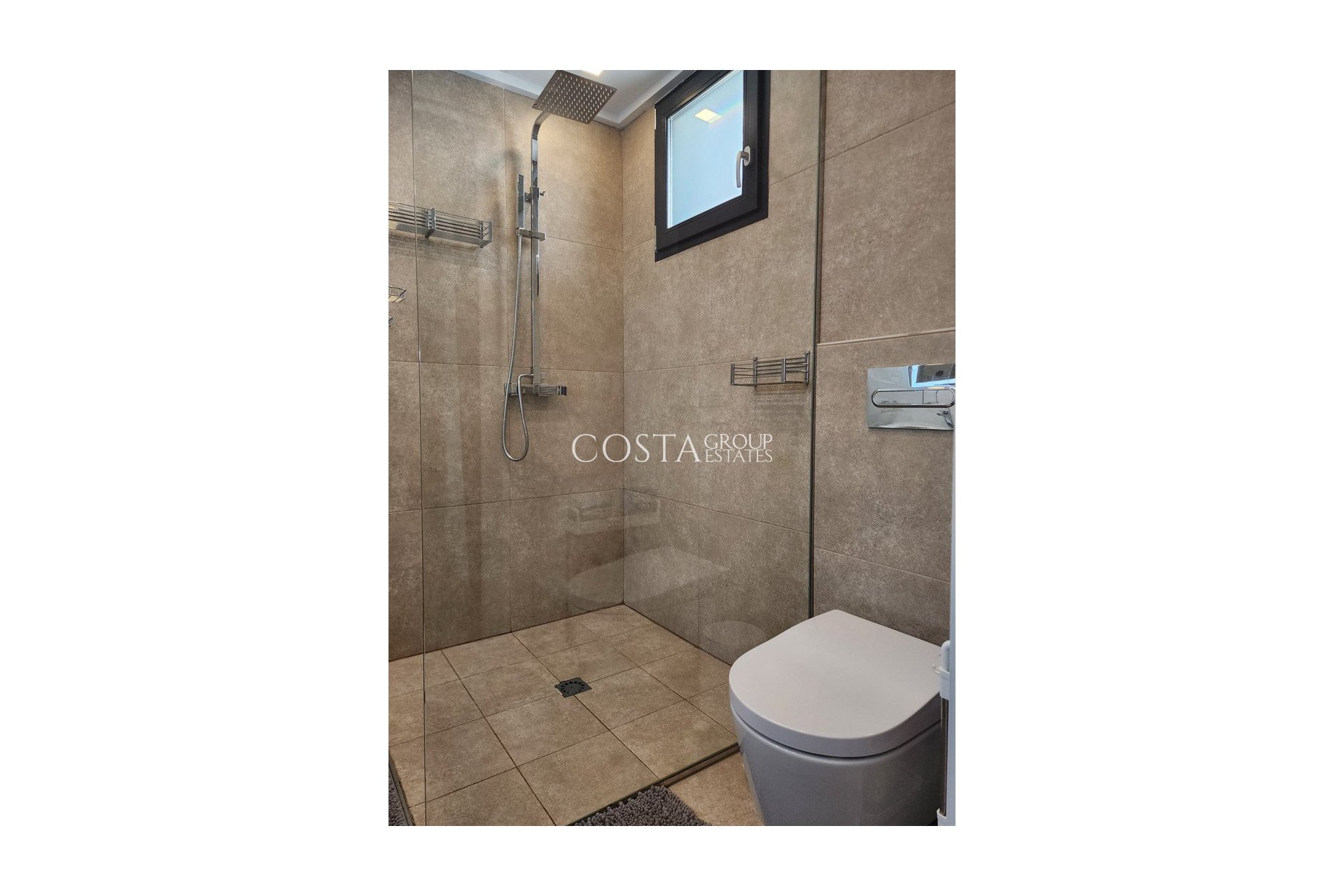 Resale - Villa -
Benitachell - Cumbre Del Sol