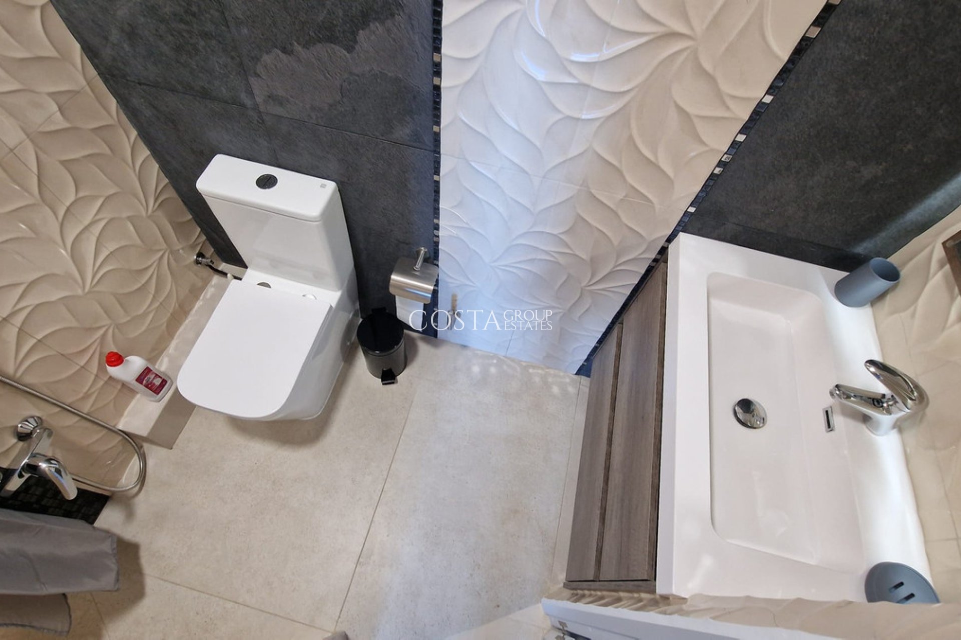 Resale - Villa -
Benitachell - Cumbre Del Sol