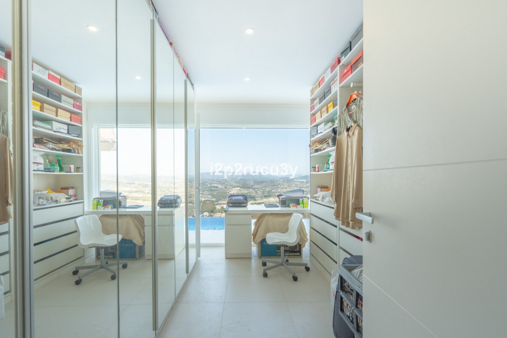 Resale - Villa -
Benitachell - Cumbre Del Sol