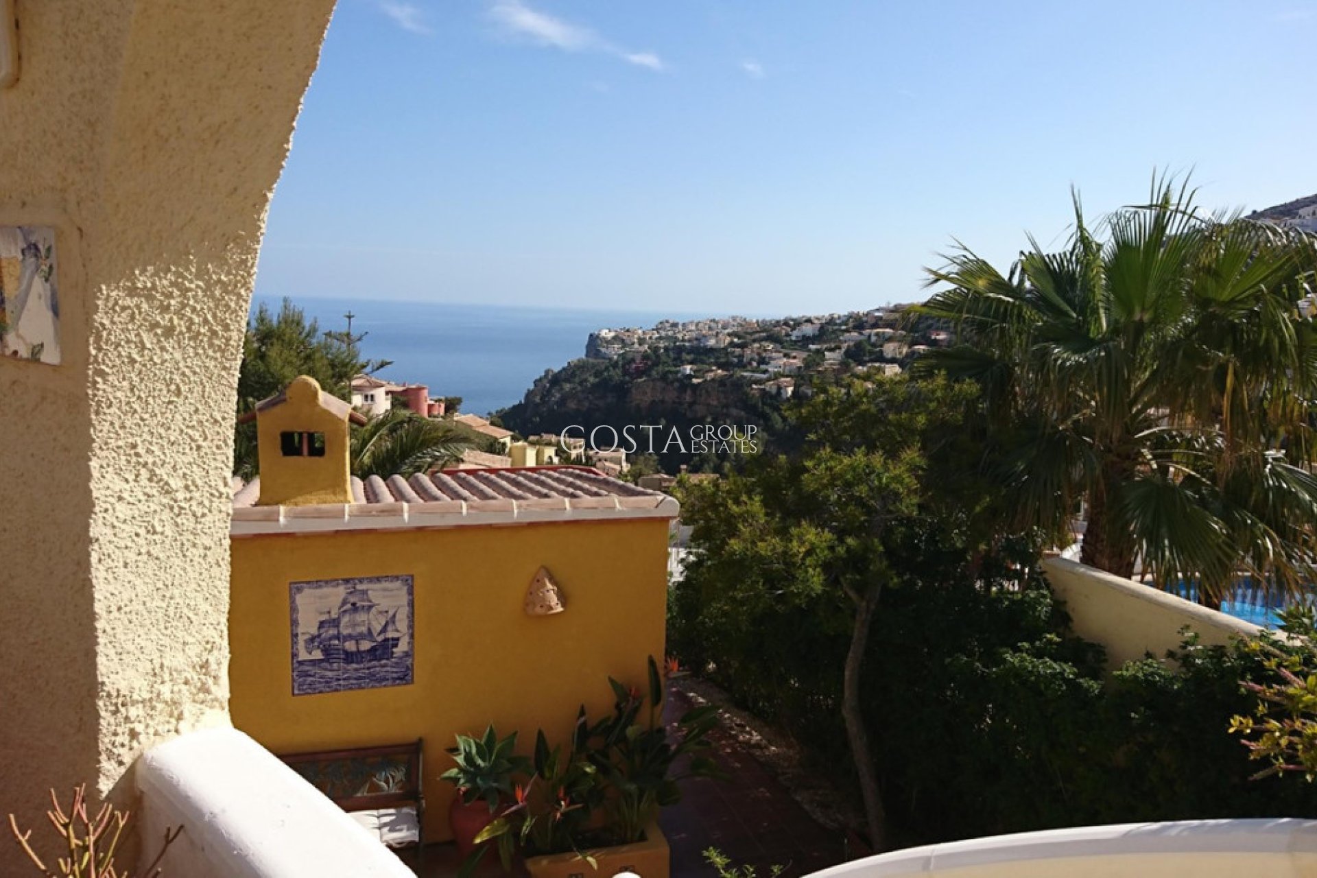 Resale - Villa -
Benitachell - Cumbre Del Sol