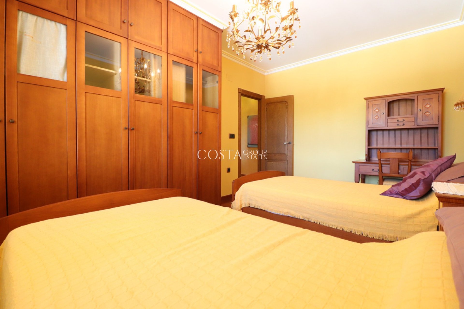 Resale - Villa -
Callosa de Segura - Callosa de Segura Centro