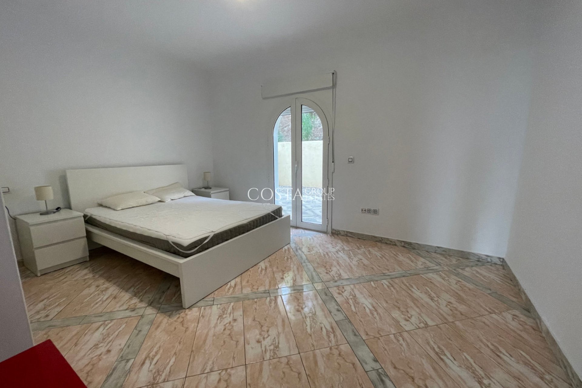 Resale - Villa -
Calpe - Calpe Centro