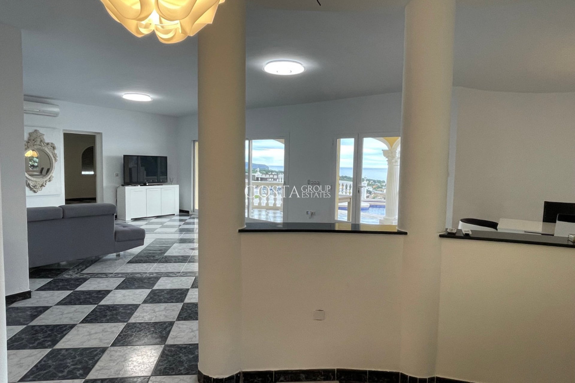 Resale - Villa -
Calpe - Calpe Centro