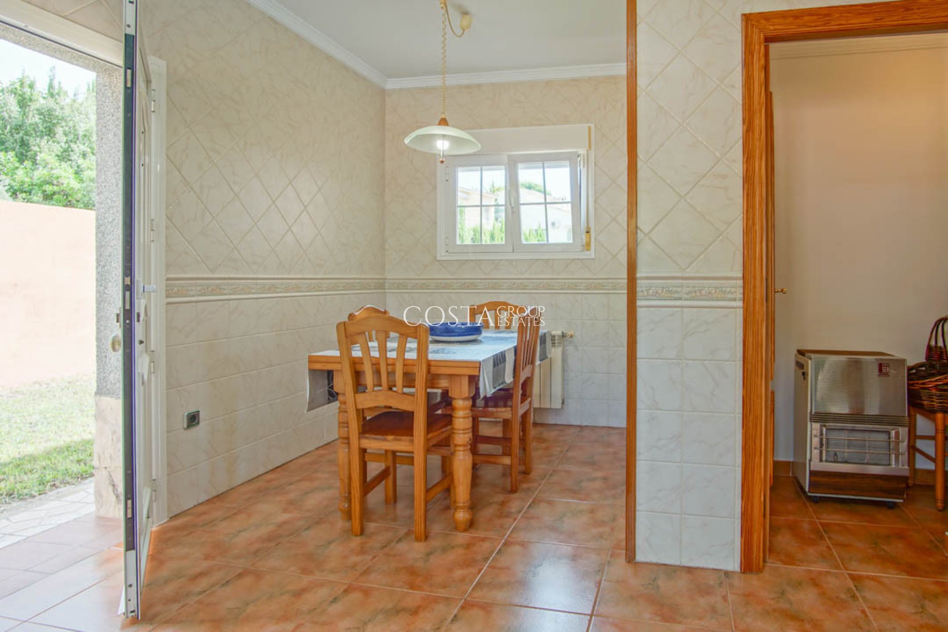 Resale - Villa -
Calpe - Calpe Centro