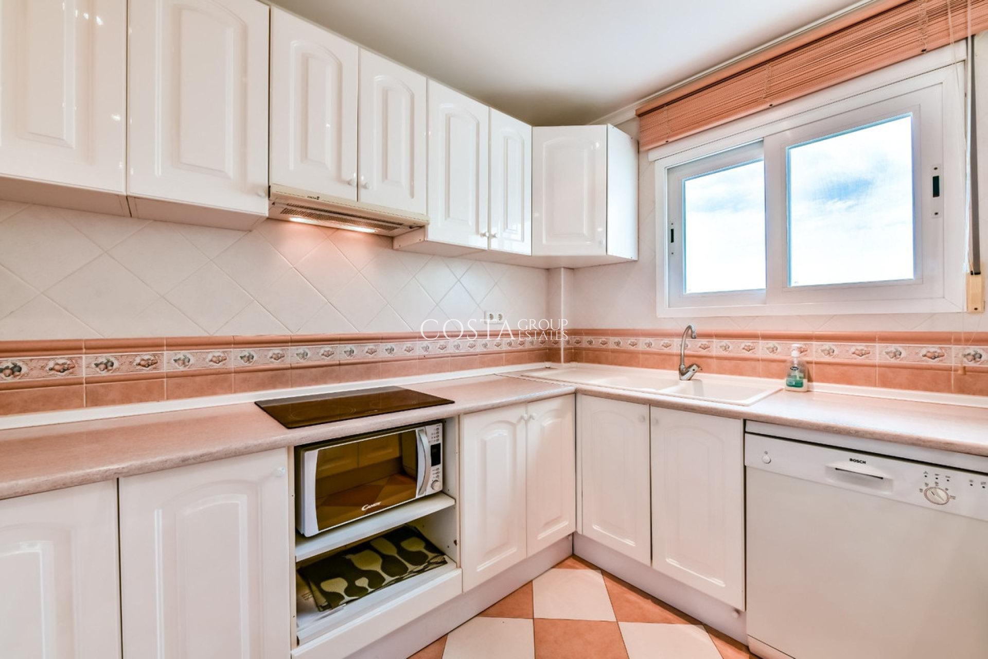Resale - Villa -
Calpe - Calpe Centro