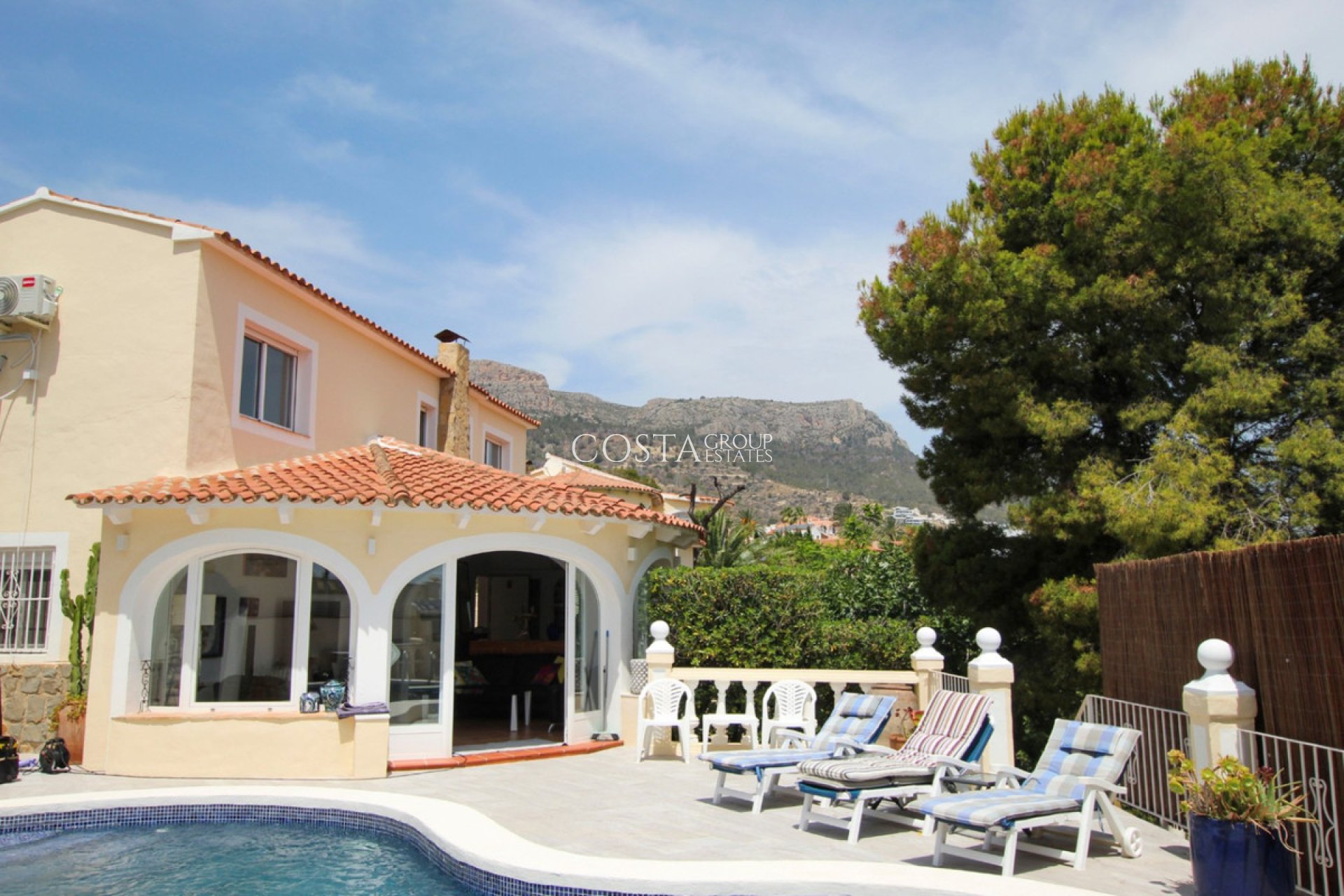 Resale - Villa -
Calpe - Calpe Centro