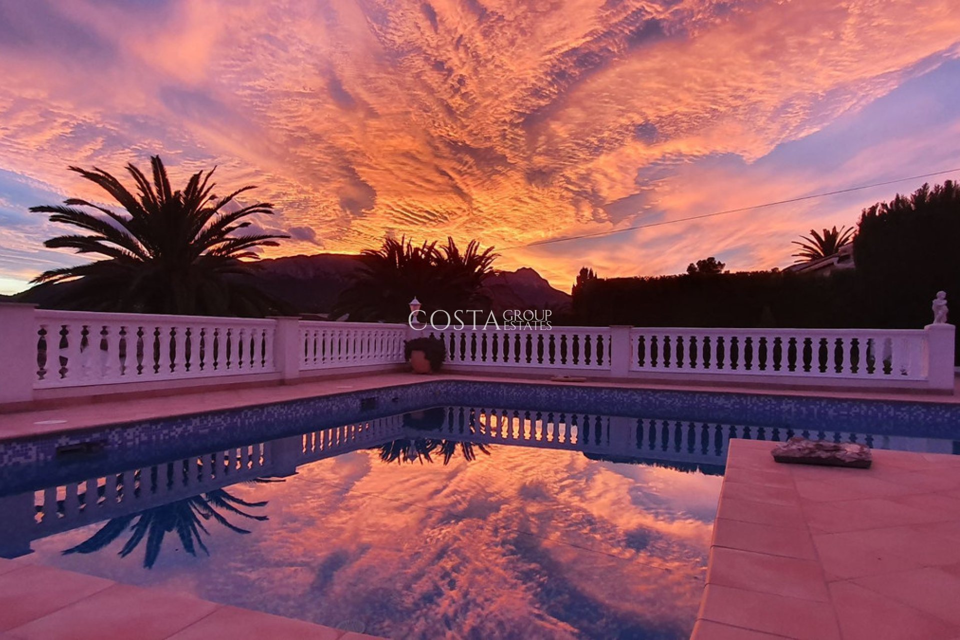 Resale - Villa -
Calpe - Calpe Centro