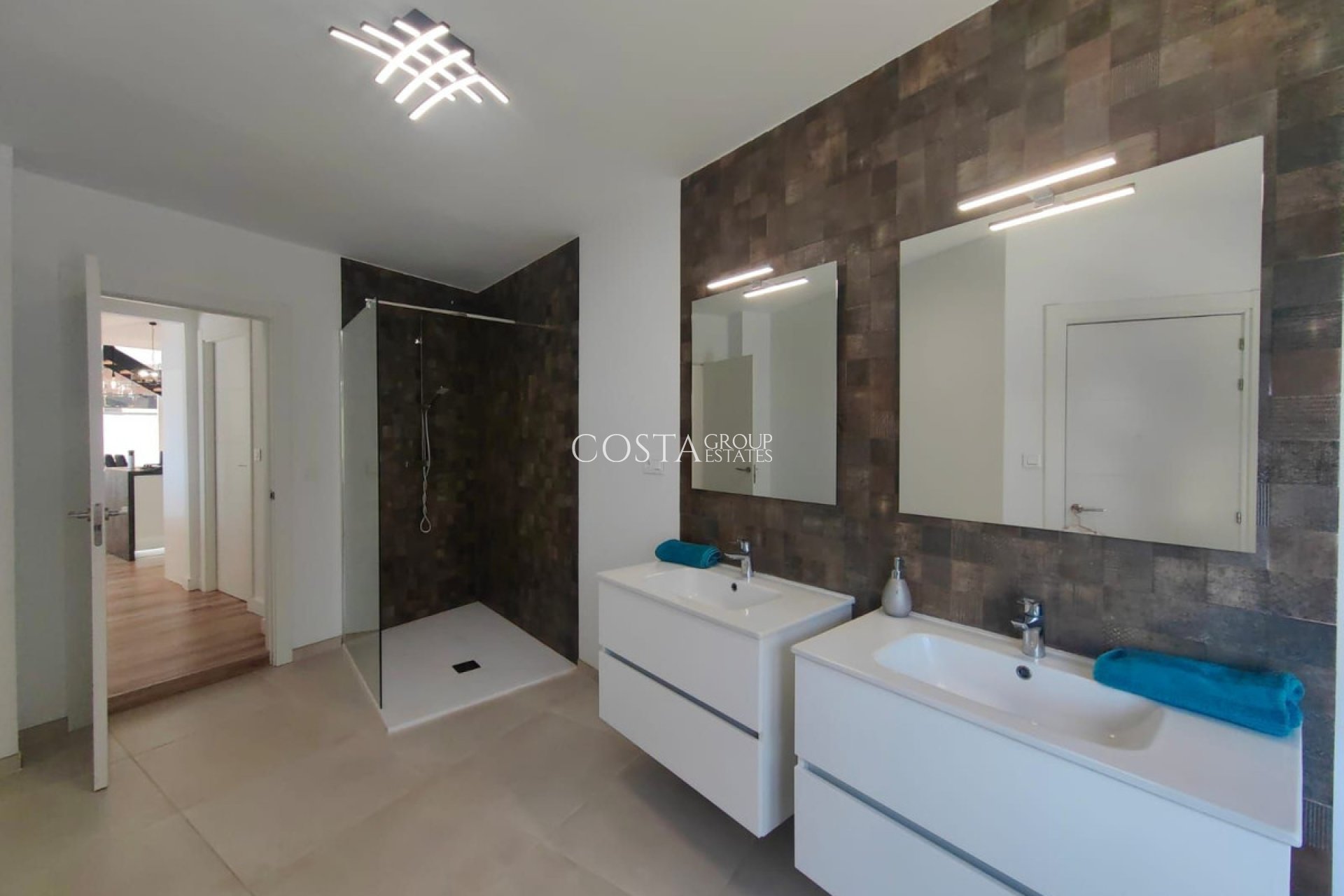 Resale - Villa -
Calpe - Calpe Centro