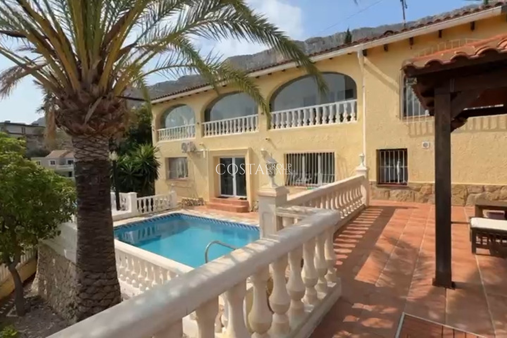 Resale - Villa -
Calpe - Calpe Centro