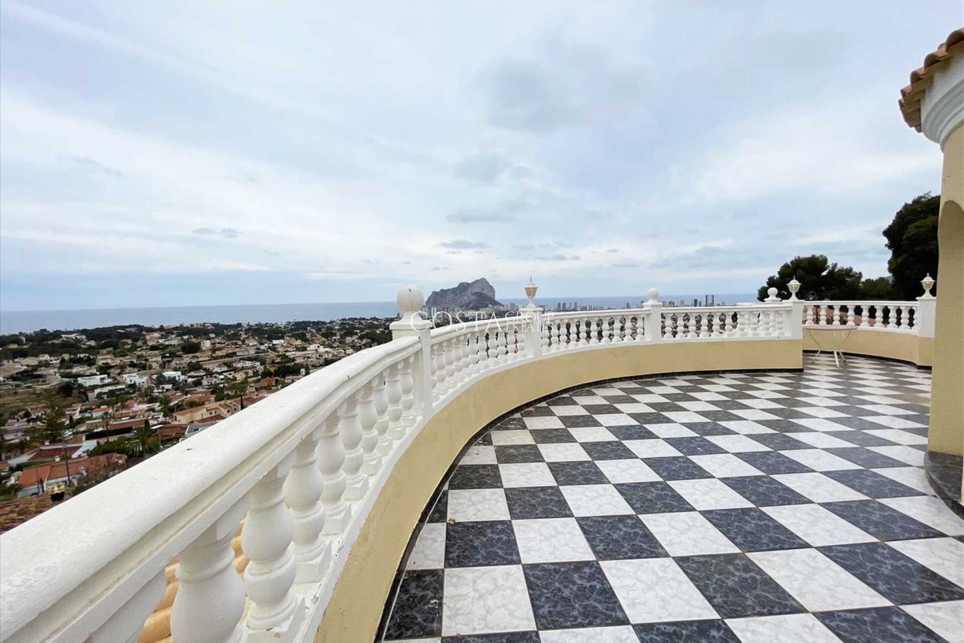 Resale - Villa -
Calpe - Calpe Centro