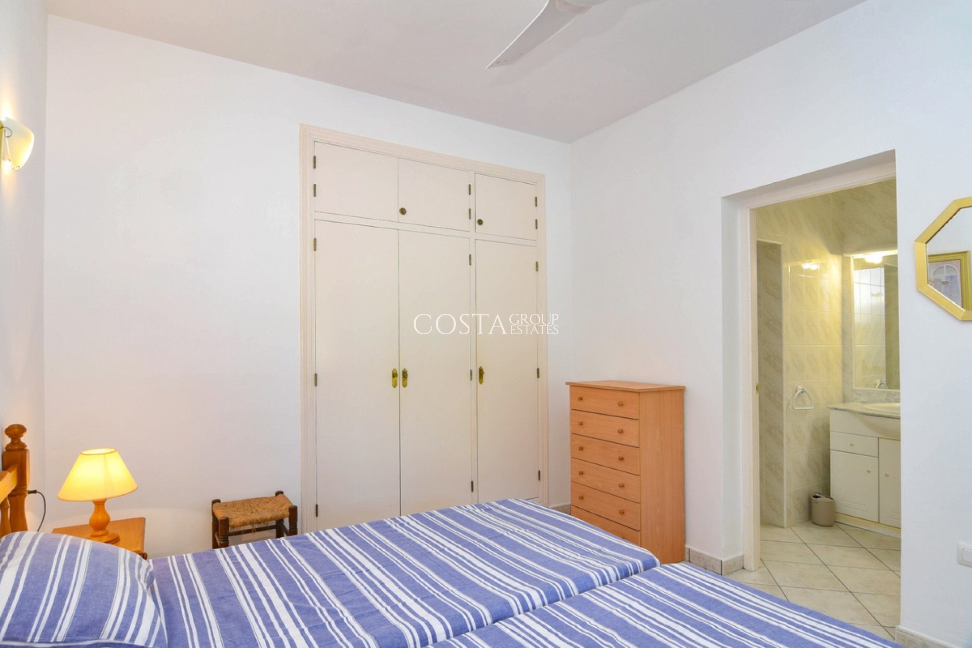 Resale - Villa -
Calpe - Calpe Centro