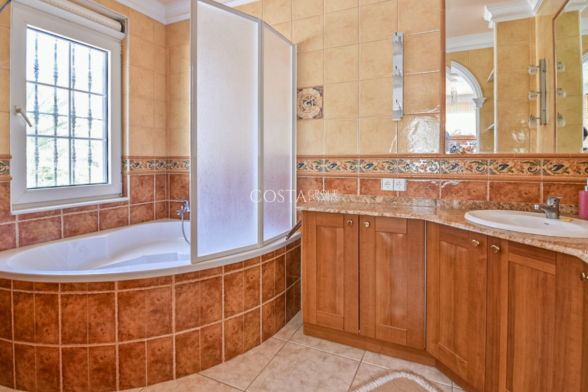 Resale - Villa -
Calpe - Calpe Centro