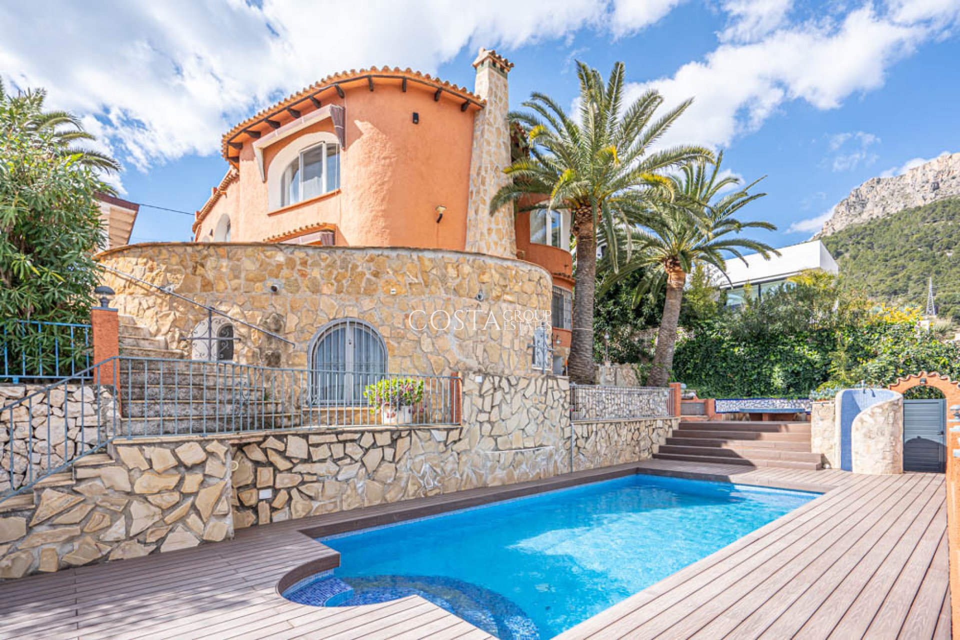 Resale - Villa -
Calpe - Calpe Centro