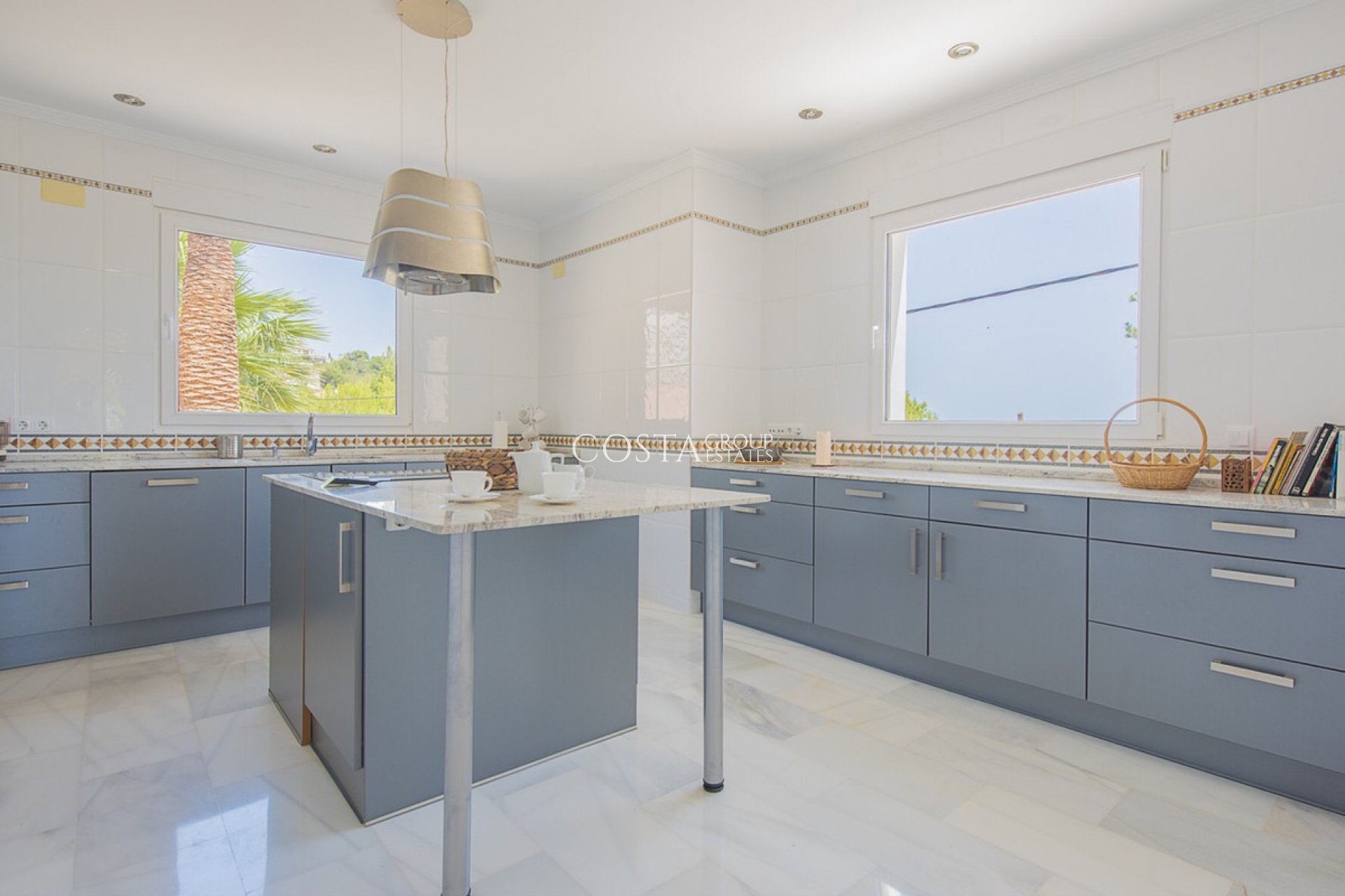 Resale - Villa -
Calpe - Calpe Centro