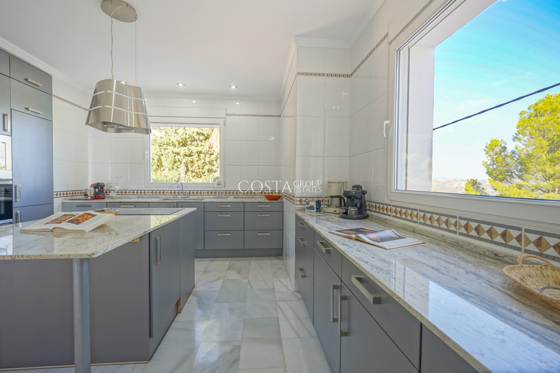 Resale - Villa -
Calpe - Calpe Centro