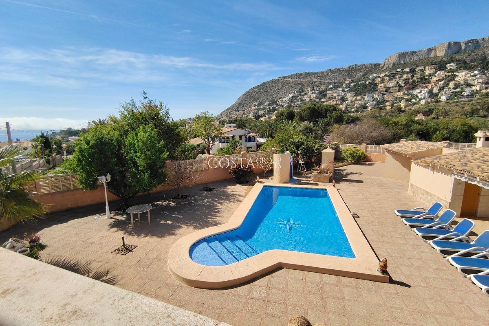 Resale - Villa -
Calpe - Calpe Centro