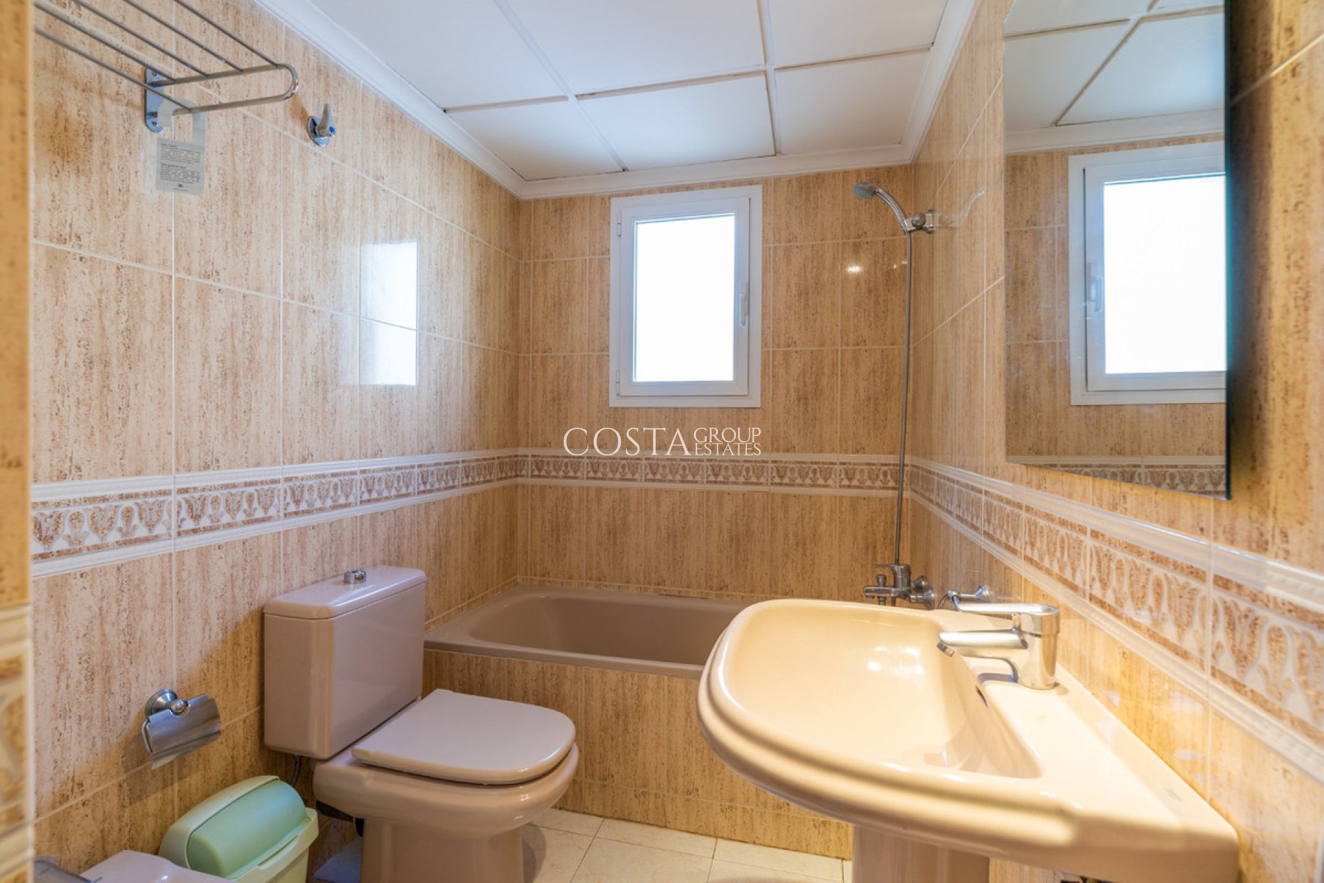 Resale - Villa -
Calpe - Calpe Centro