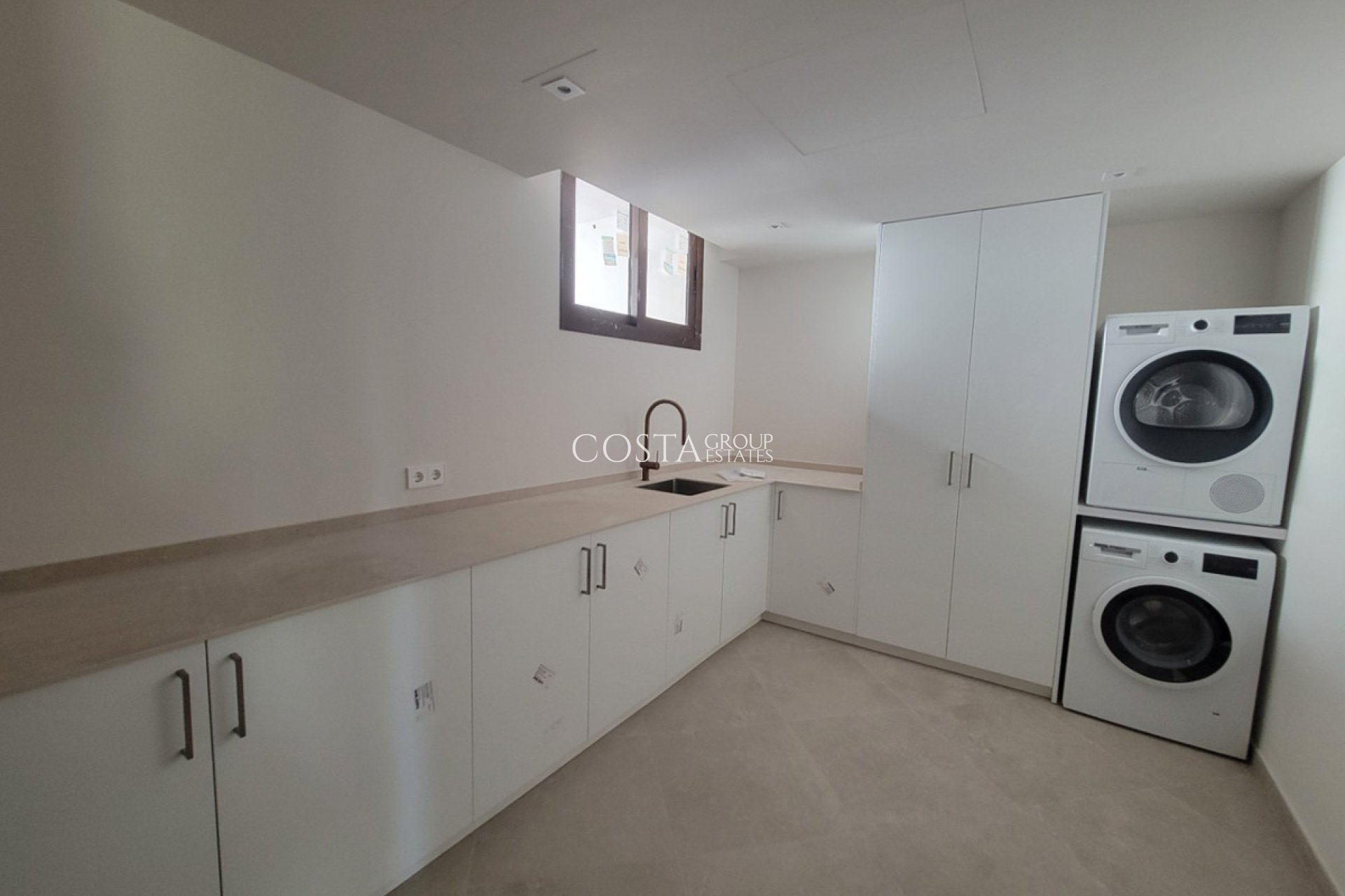 Resale - Villa -
Calpe - Calpe Centro
