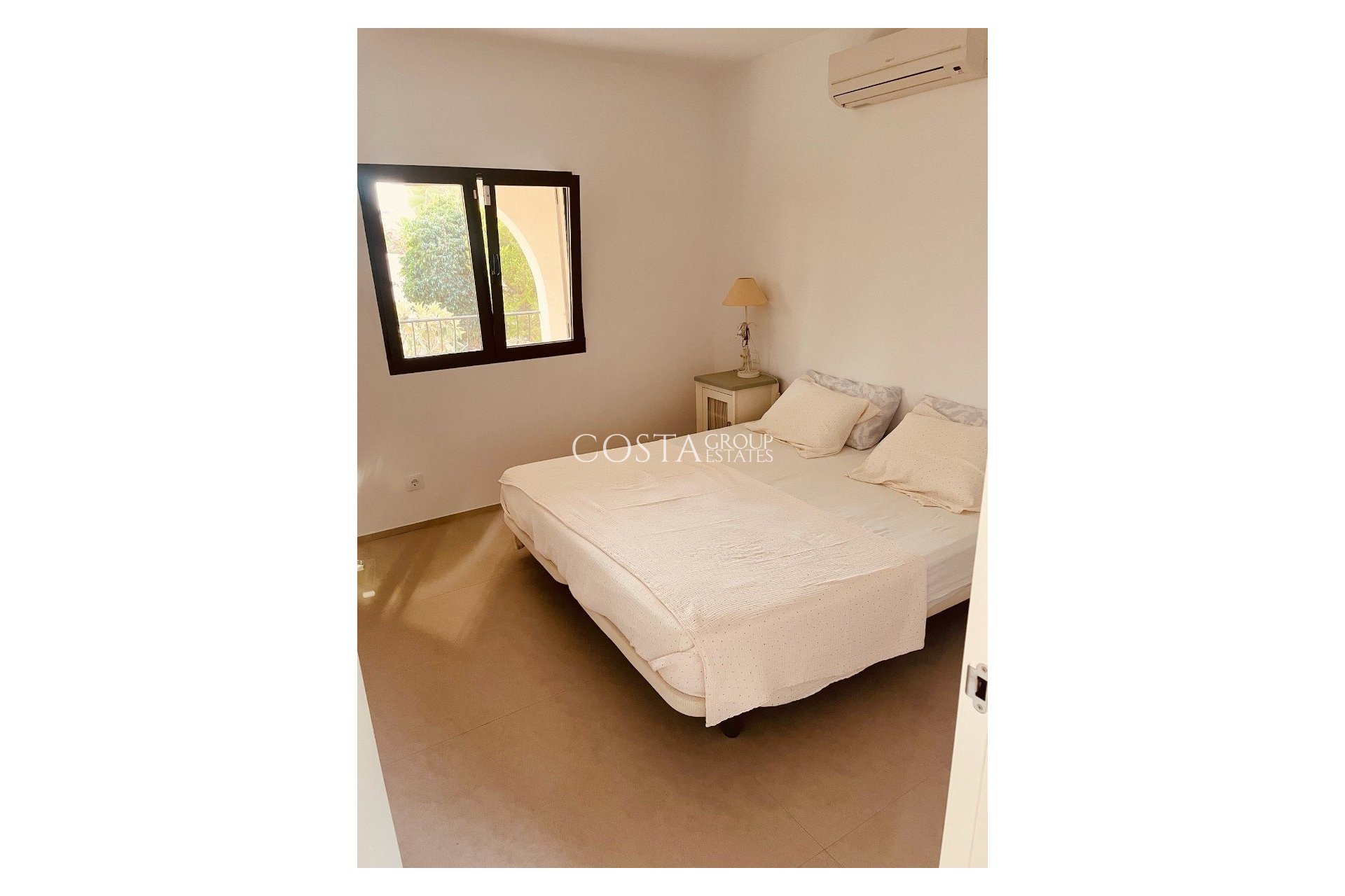 Resale - Villa -
Calpe - Calpe Centro