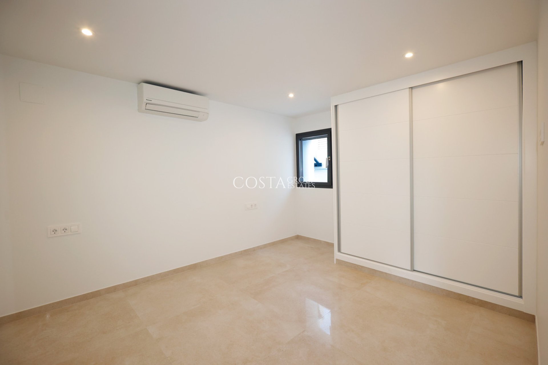 Resale - Villa -
Calpe - Calpe Centro