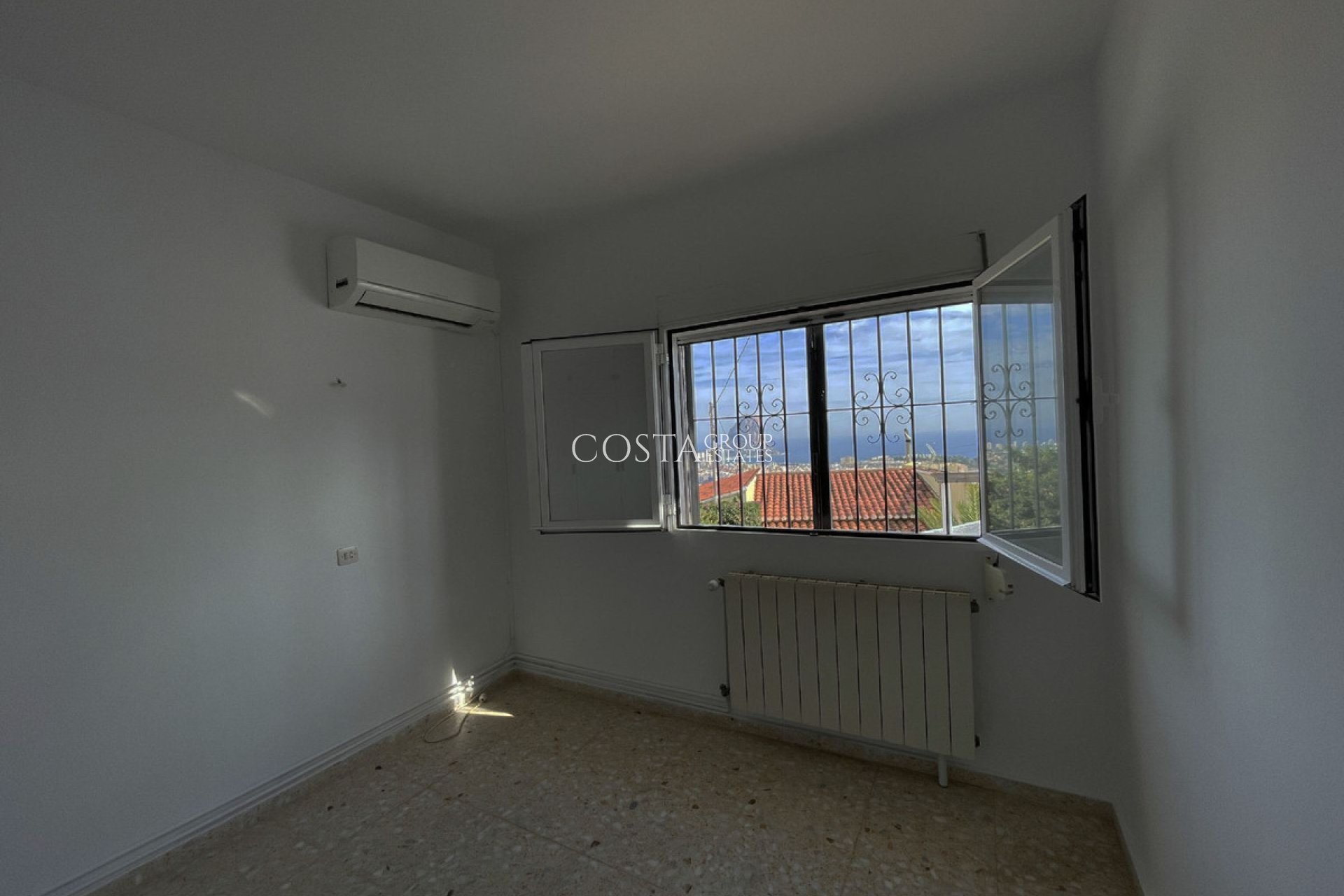 Resale - Villa -
Calpe - Calpe Centro
