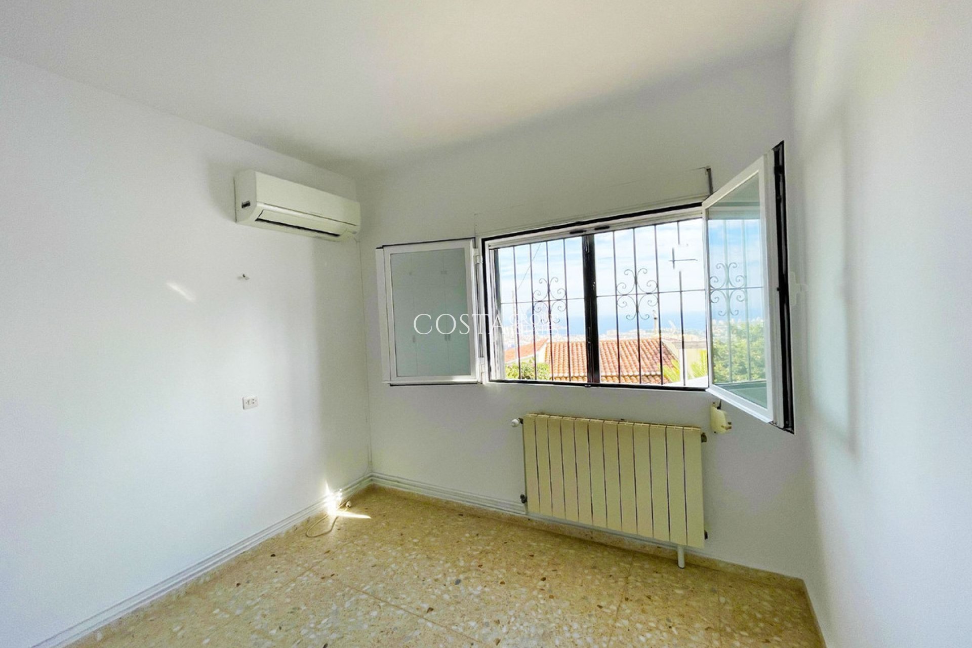 Resale - Villa -
Calpe - Calpe Centro