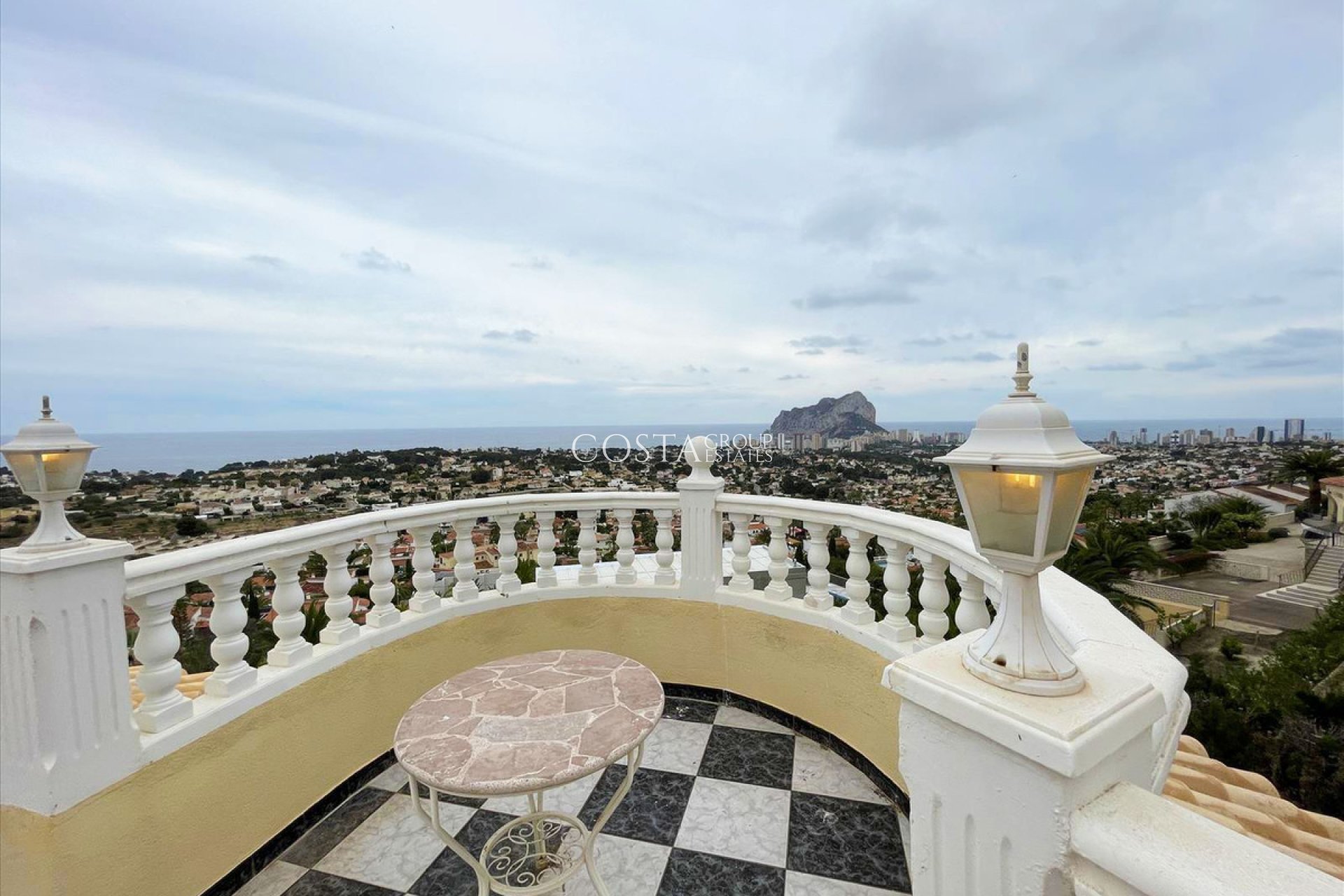 Resale - Villa -
Calpe - Calpe Centro