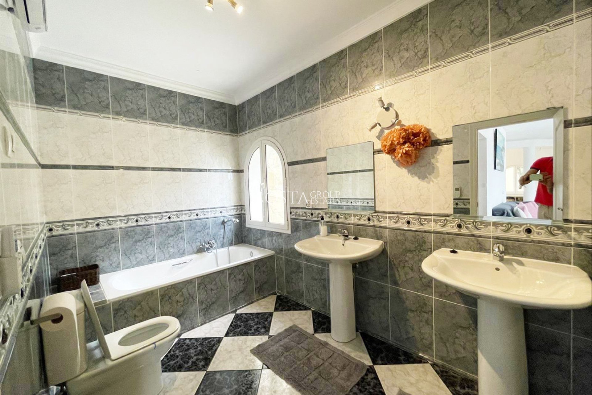 Resale - Villa -
Calpe - Calpe Centro