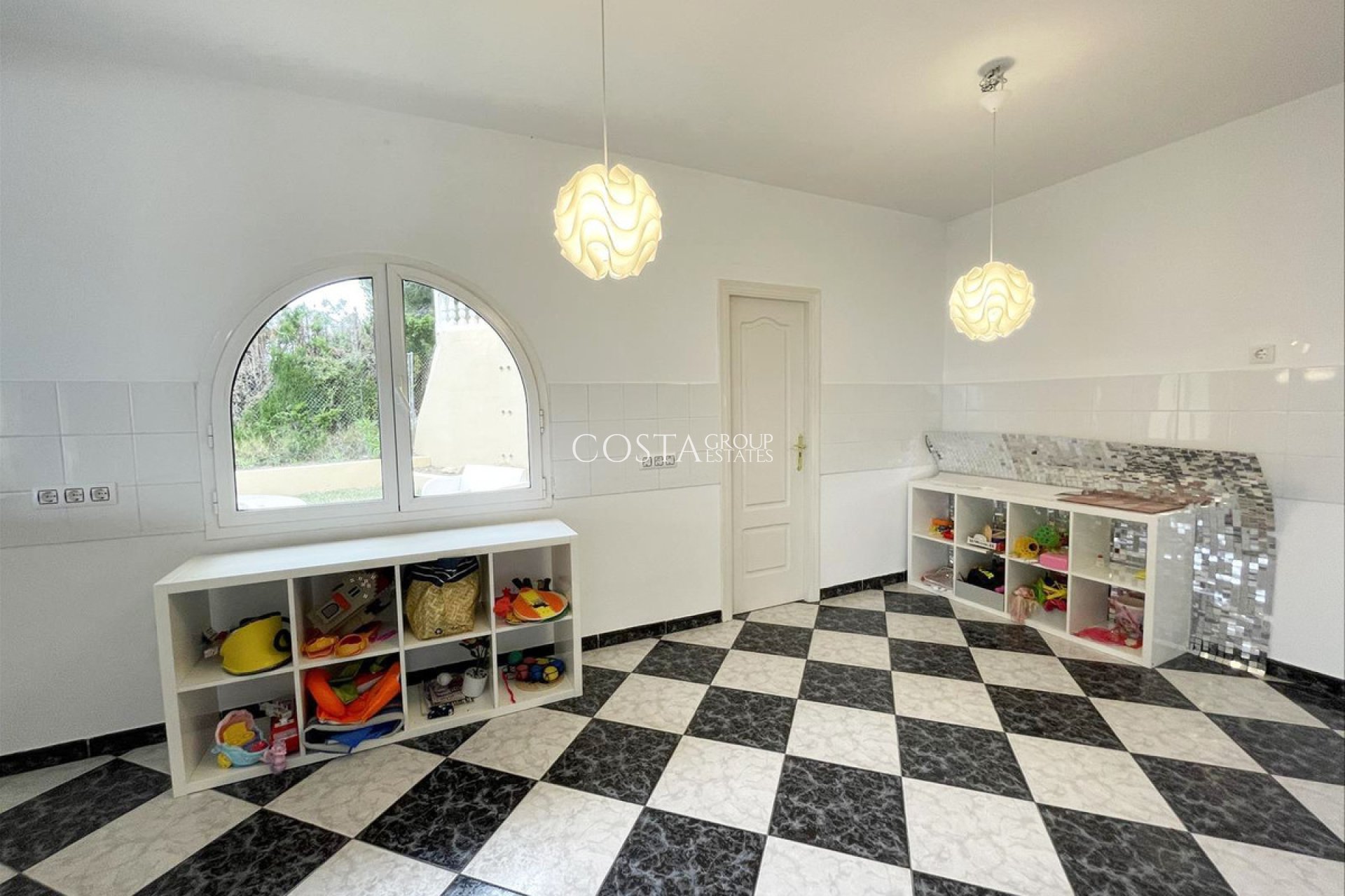 Resale - Villa -
Calpe - Calpe Centro