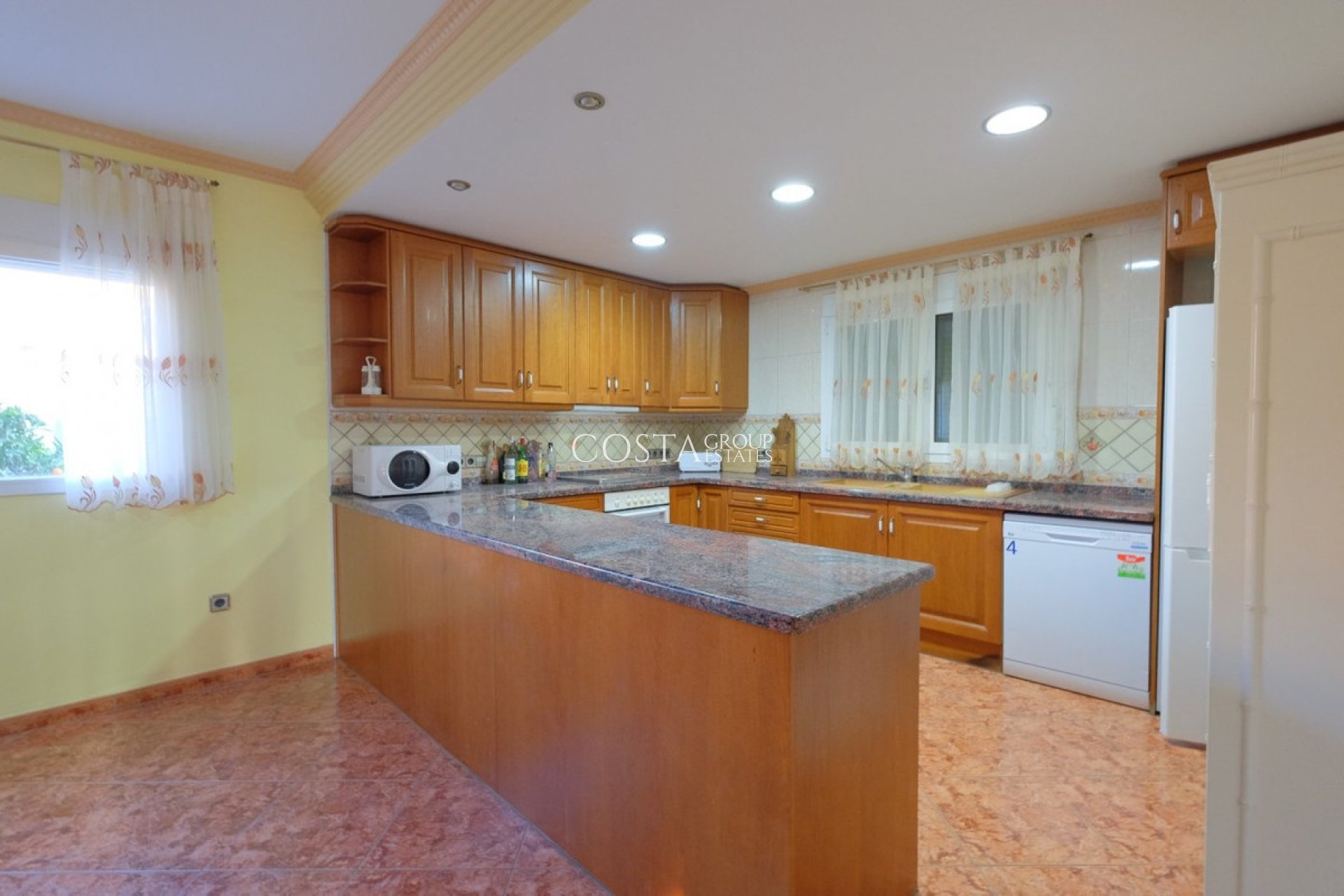 Resale - Villa -
Calpe - Calpe Centro