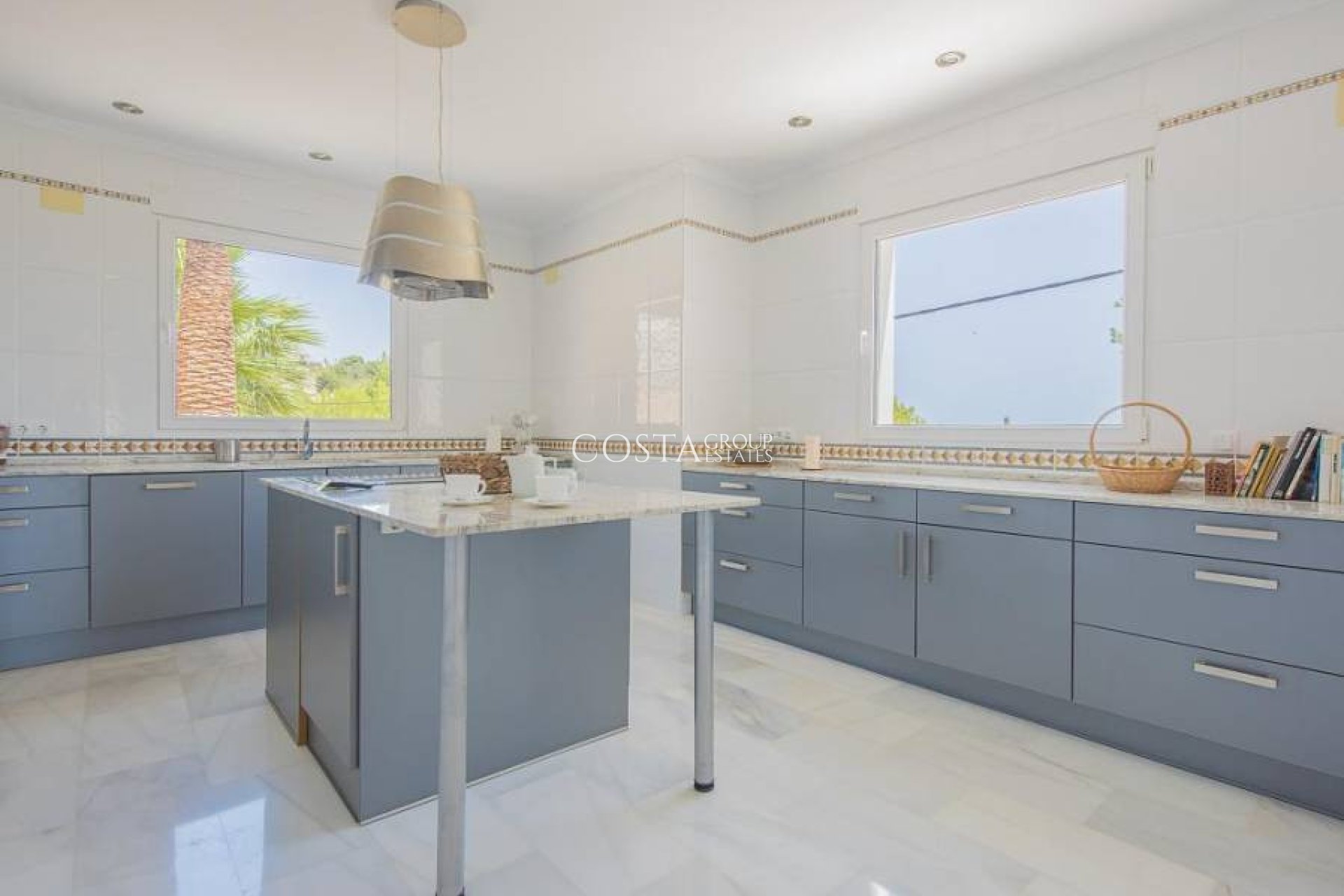 Resale - Villa -
Calpe - Calpe Centro