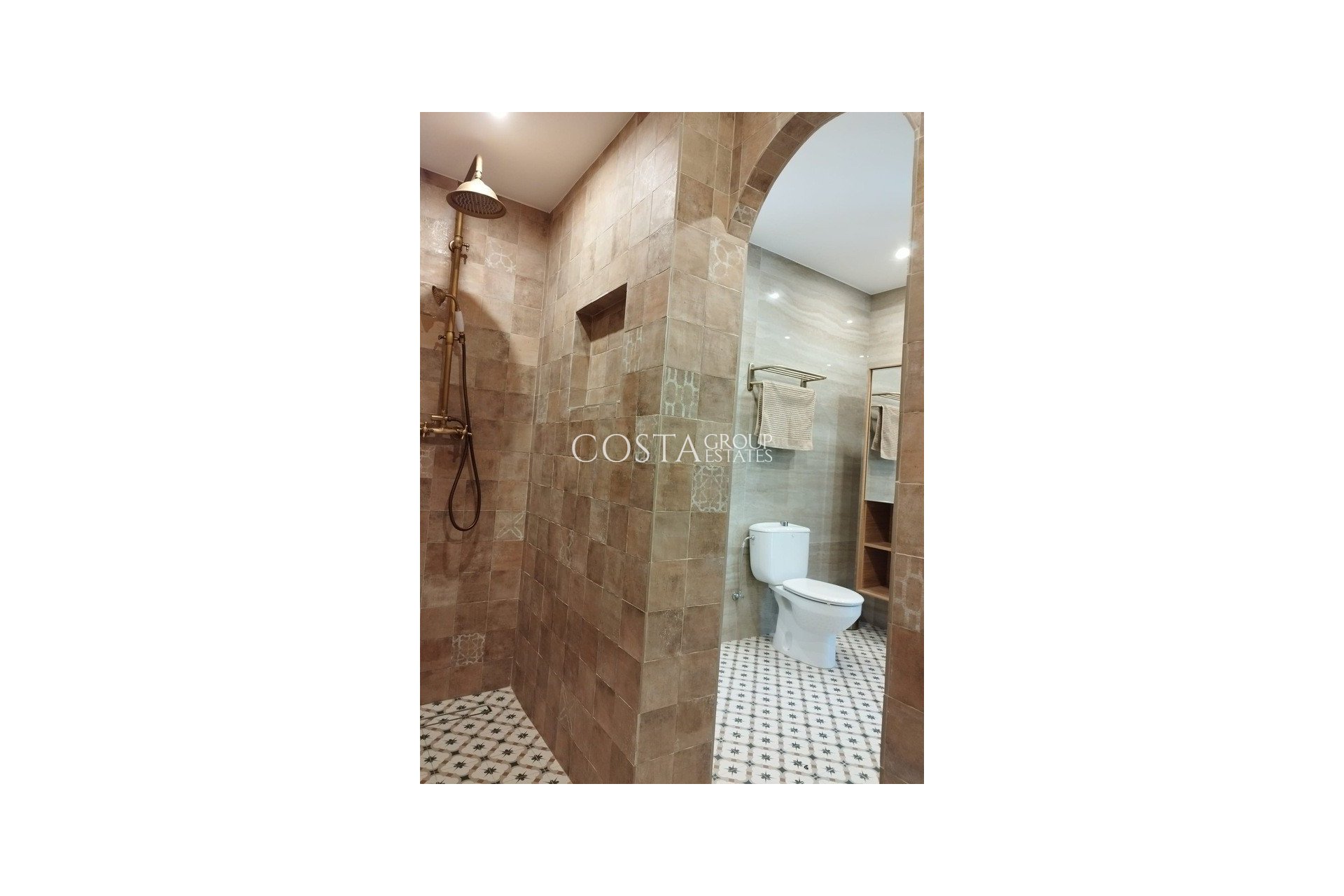 Resale - Villa -
Calpe - Calpe Centro