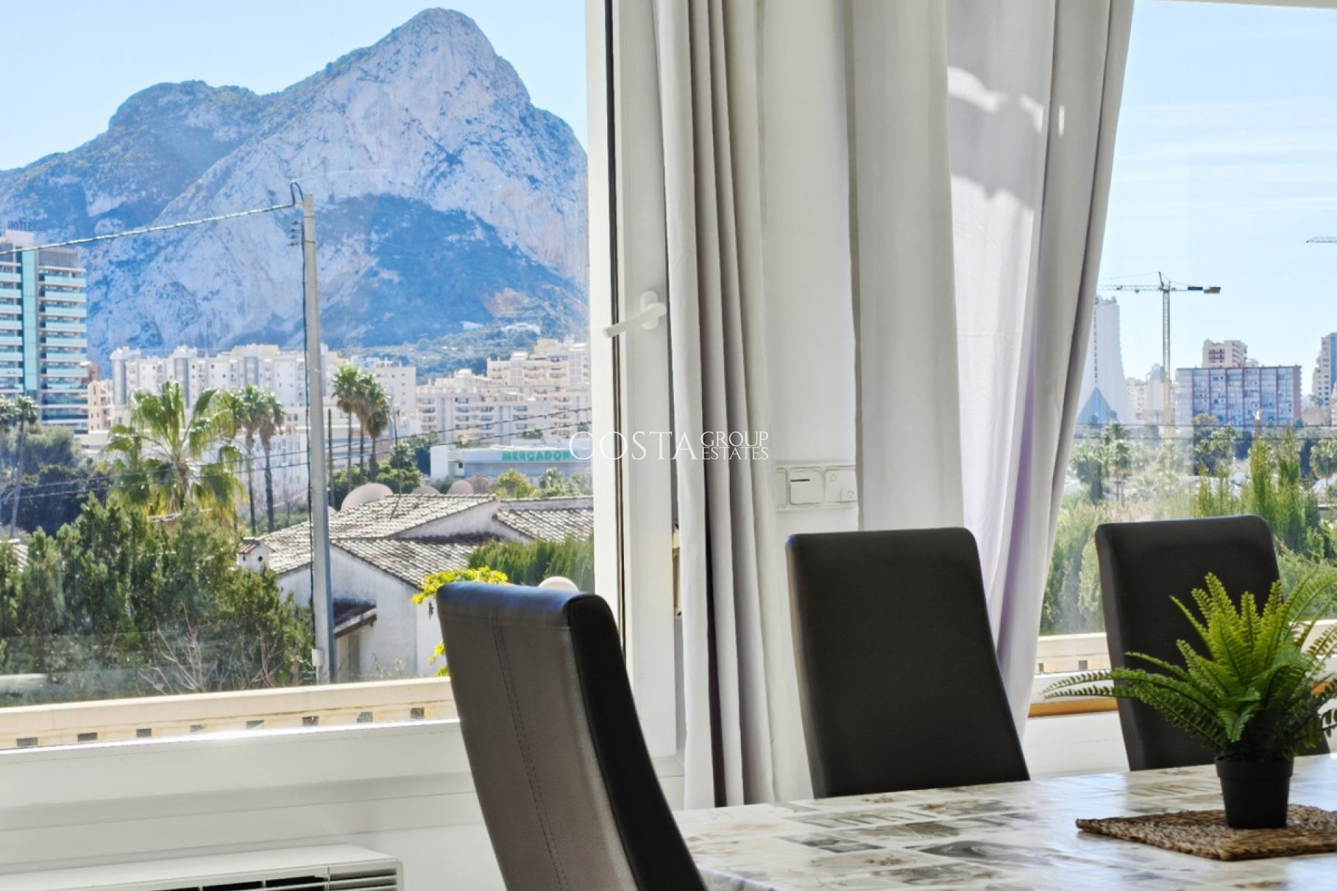 Resale - Villa -
Calpe - Calpe Centro