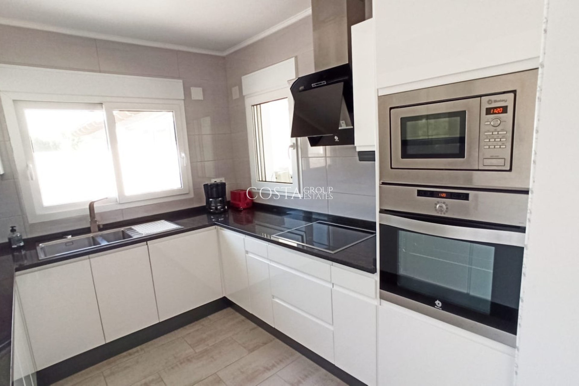 Resale - Villa -
Calpe - Calpe Centro