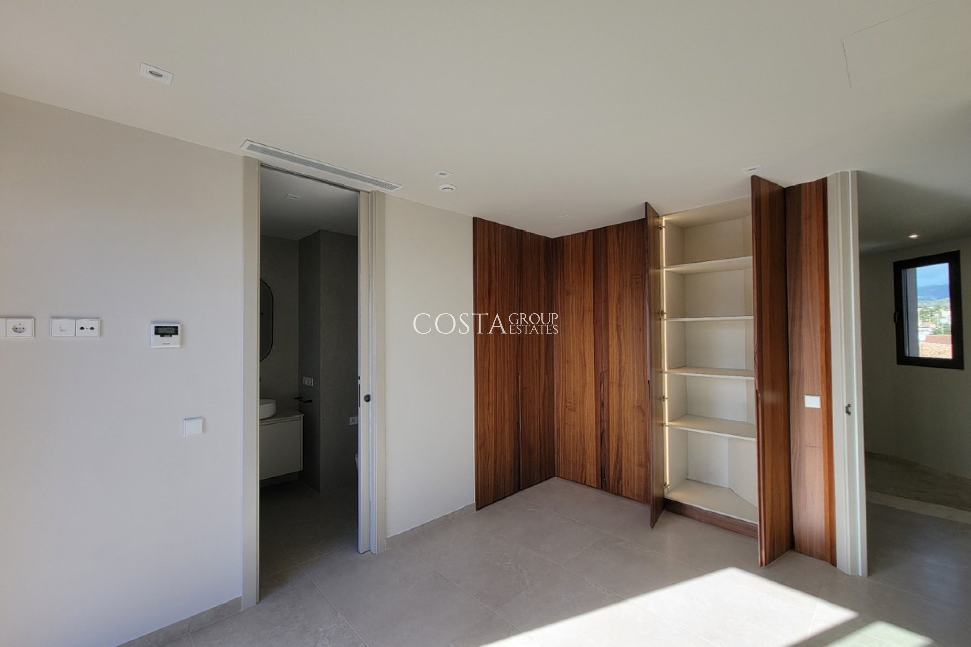 Resale - Villa -
Calpe - Calpe Centro