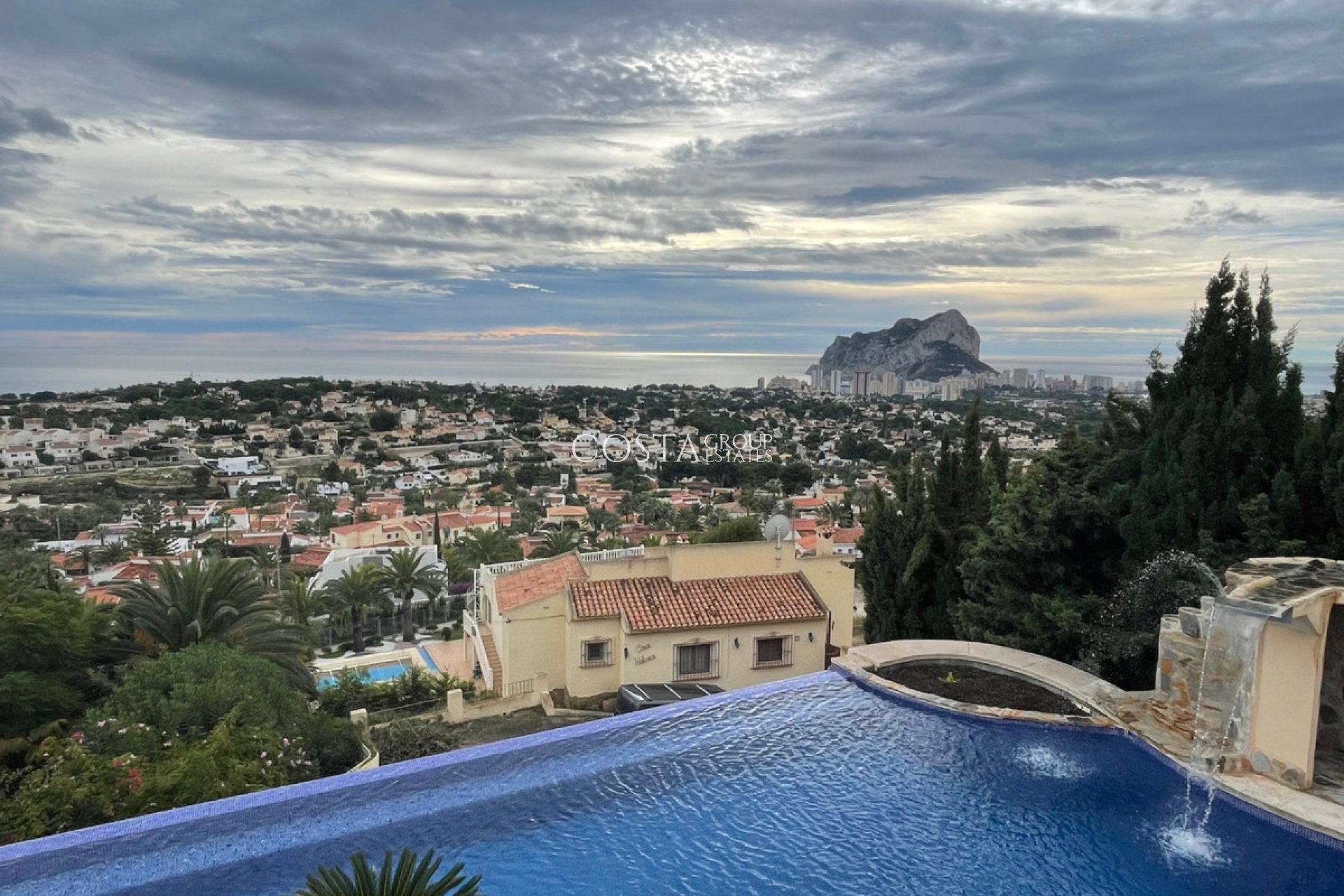 Resale - Villa -
Calpe - Calpe Centro
