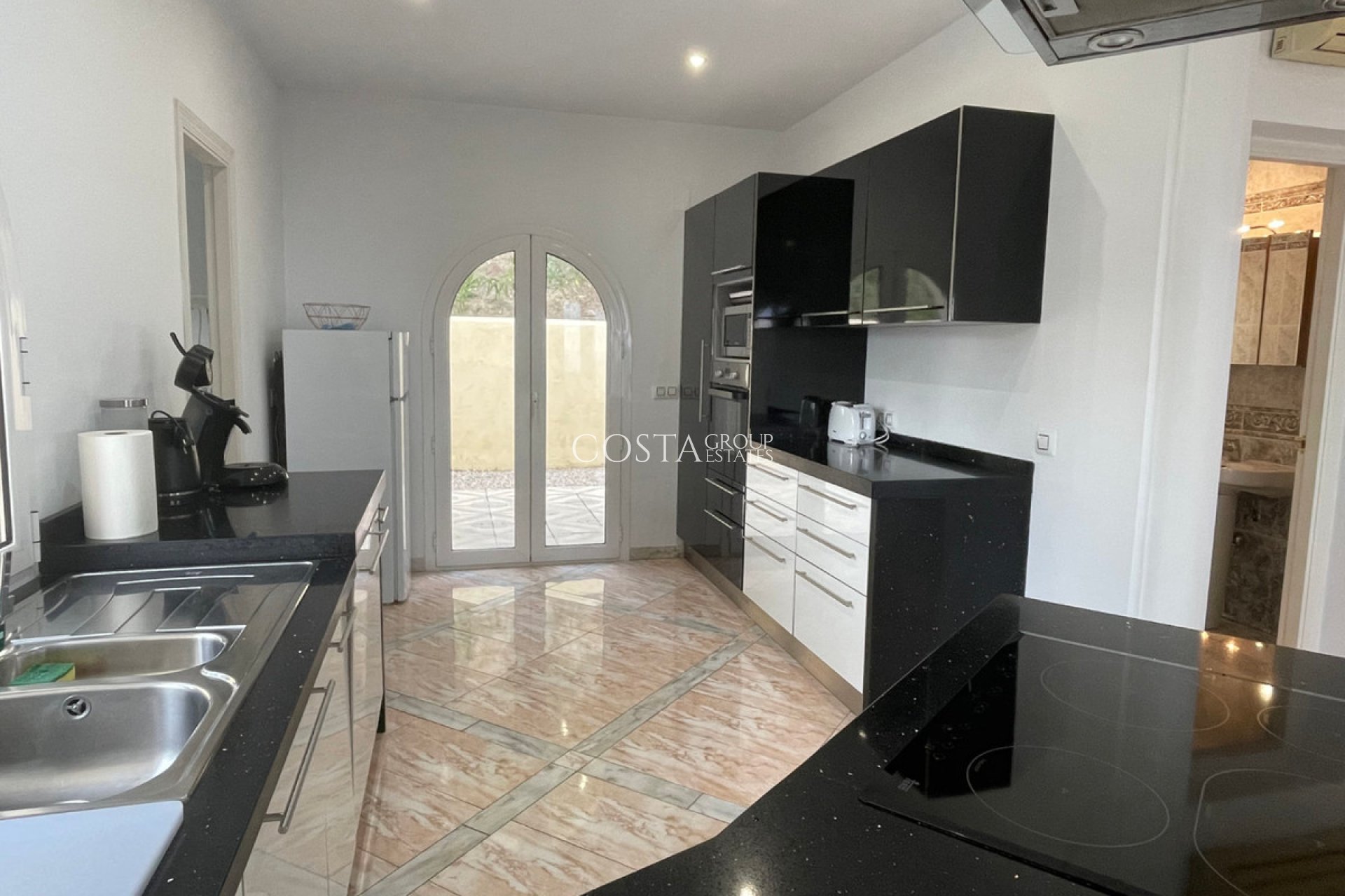 Resale - Villa -
Calpe - Calpe Centro