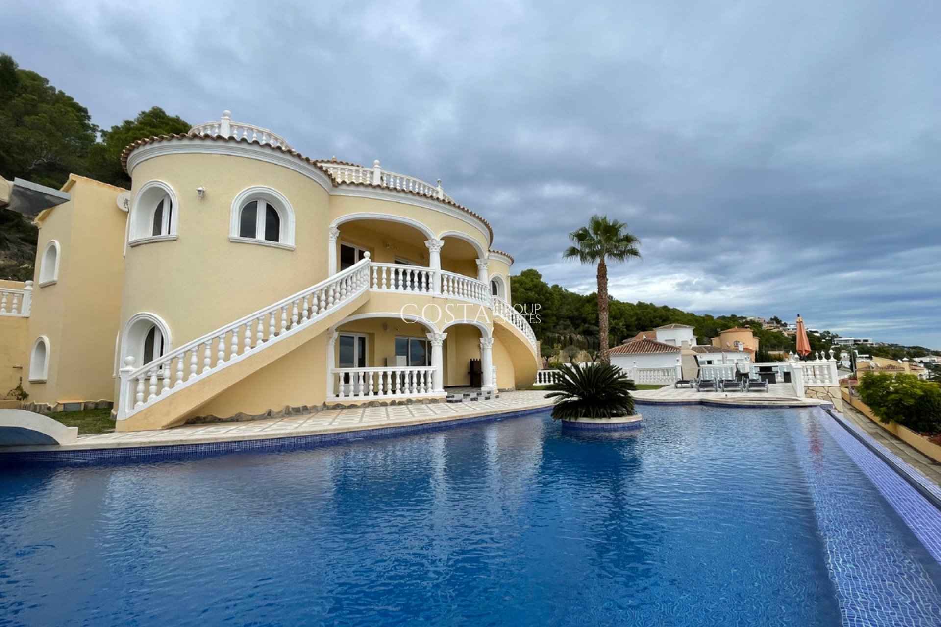 Resale - Villa -
Calpe - Calpe Centro