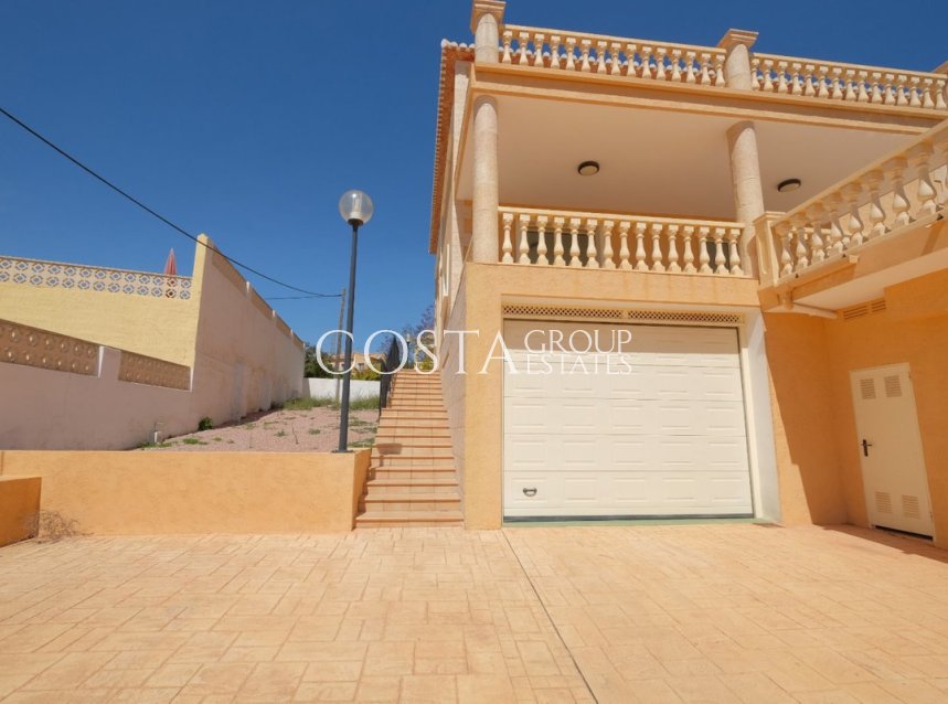 Resale - Villa -
Calpe - la Canuta