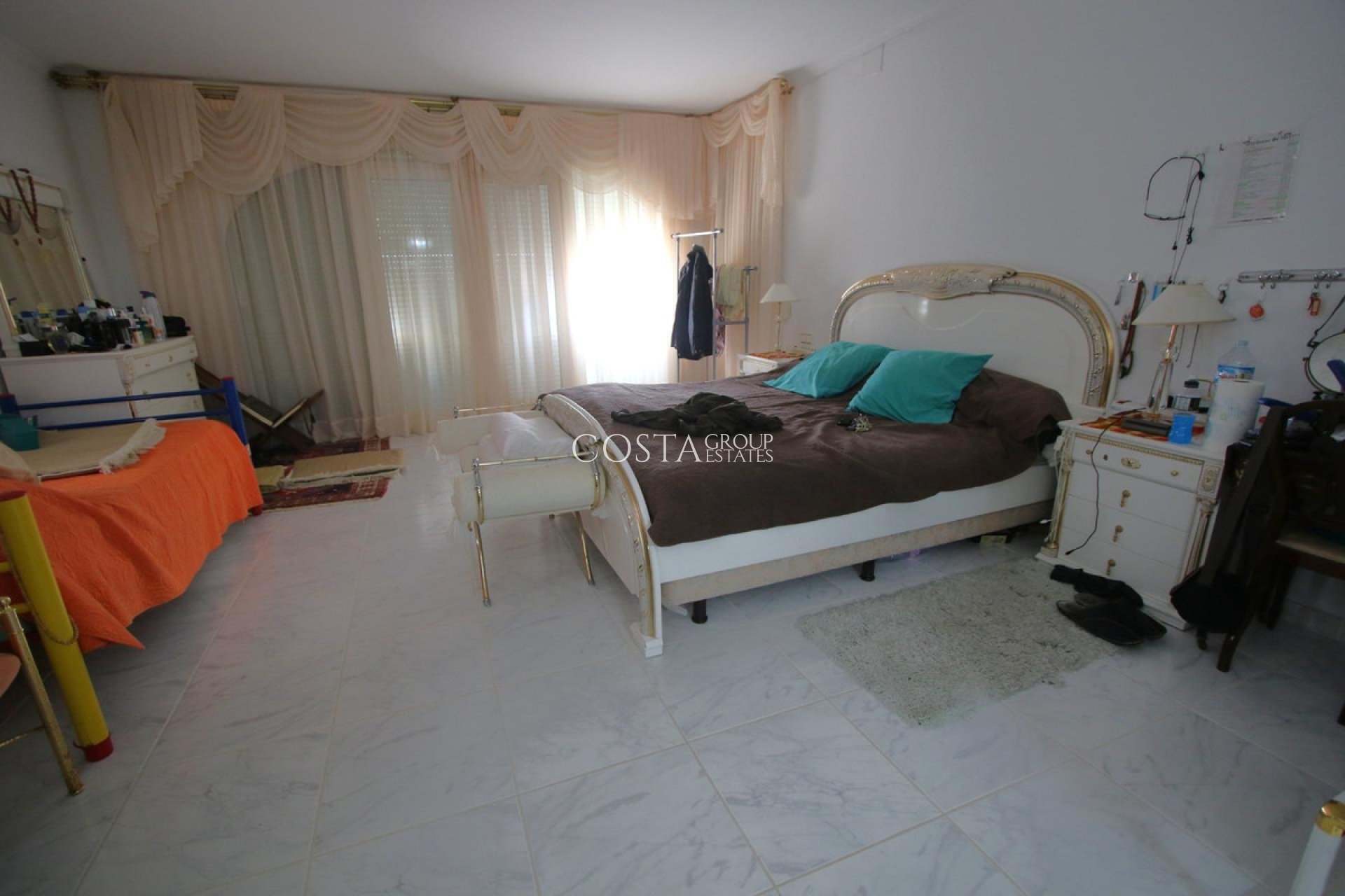 Resale - Villa -
Calpe - la Canuta