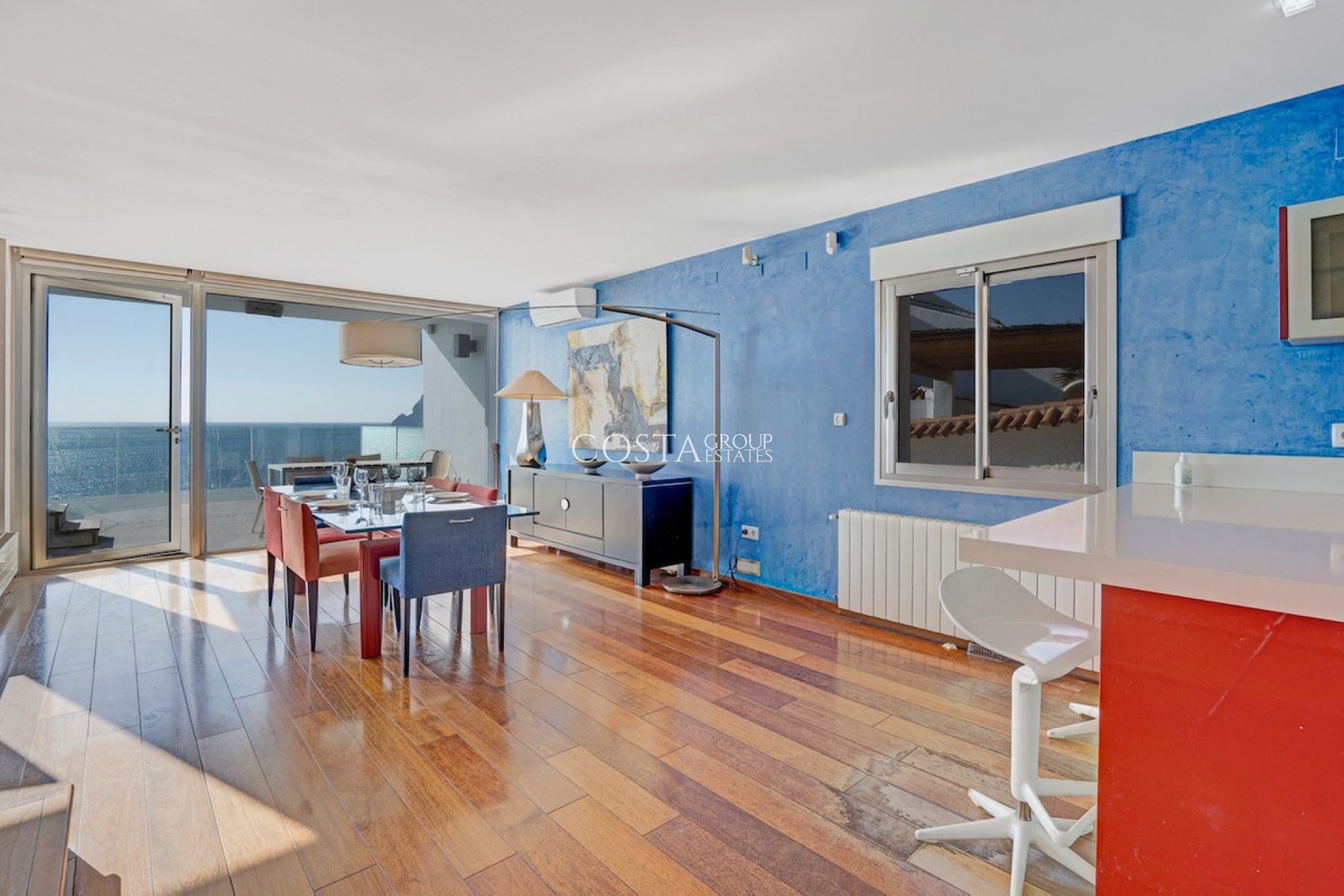 Resale - Villa -
Calpe - Les Bassetes